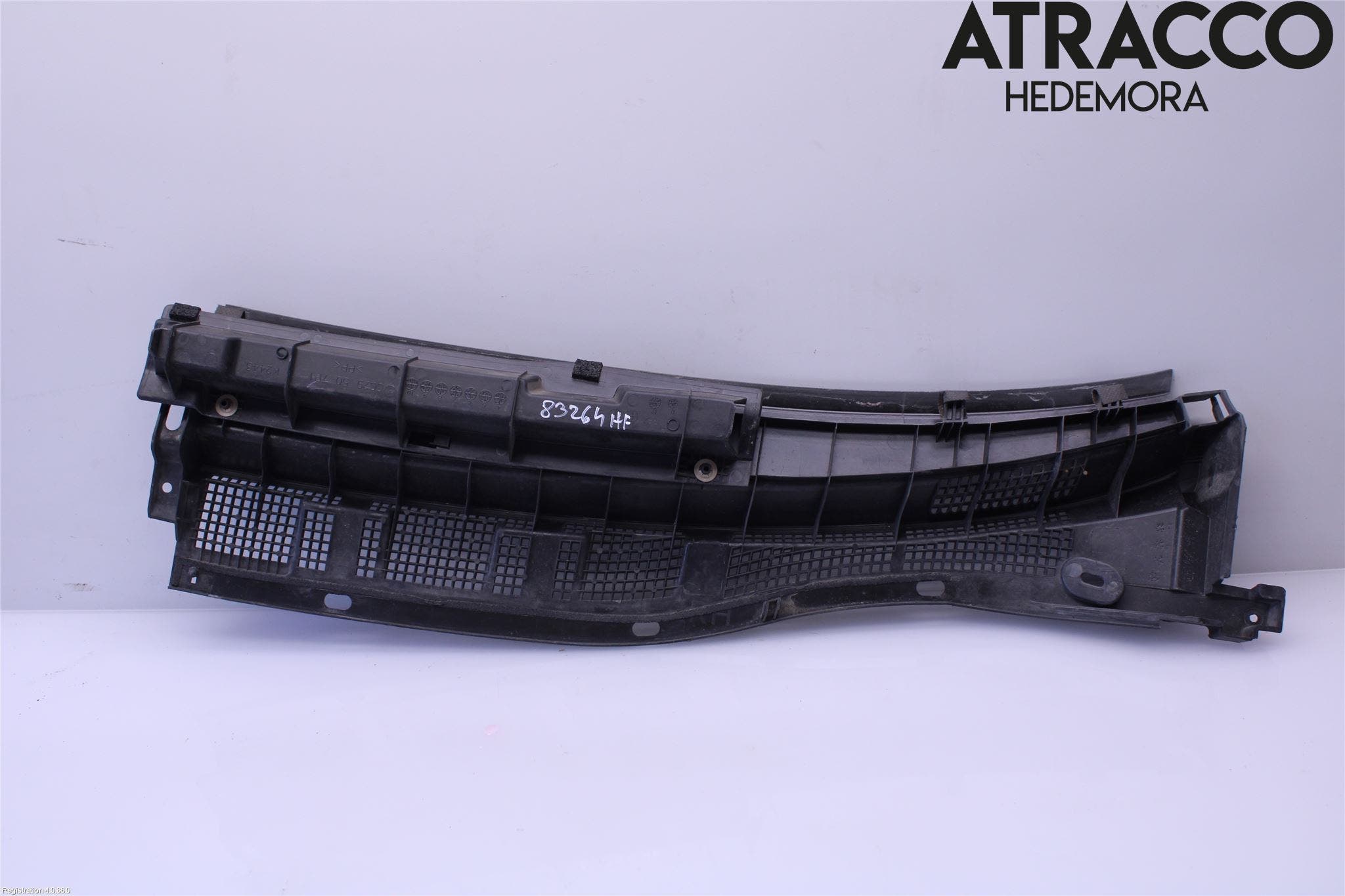 Mazda 5 10-18 Torpedplåt-Torpedplast