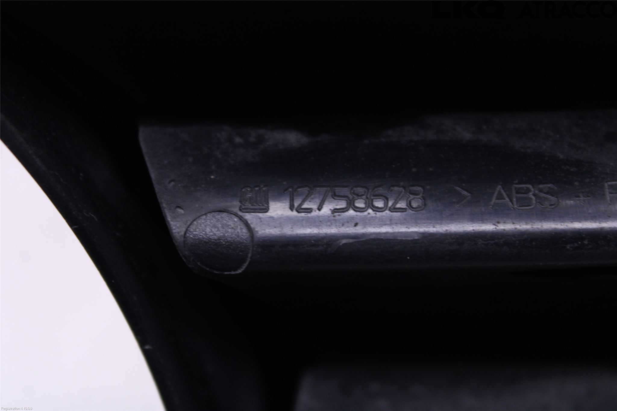 Saab 9-5     06-10 Strålkastarsarg Vänster