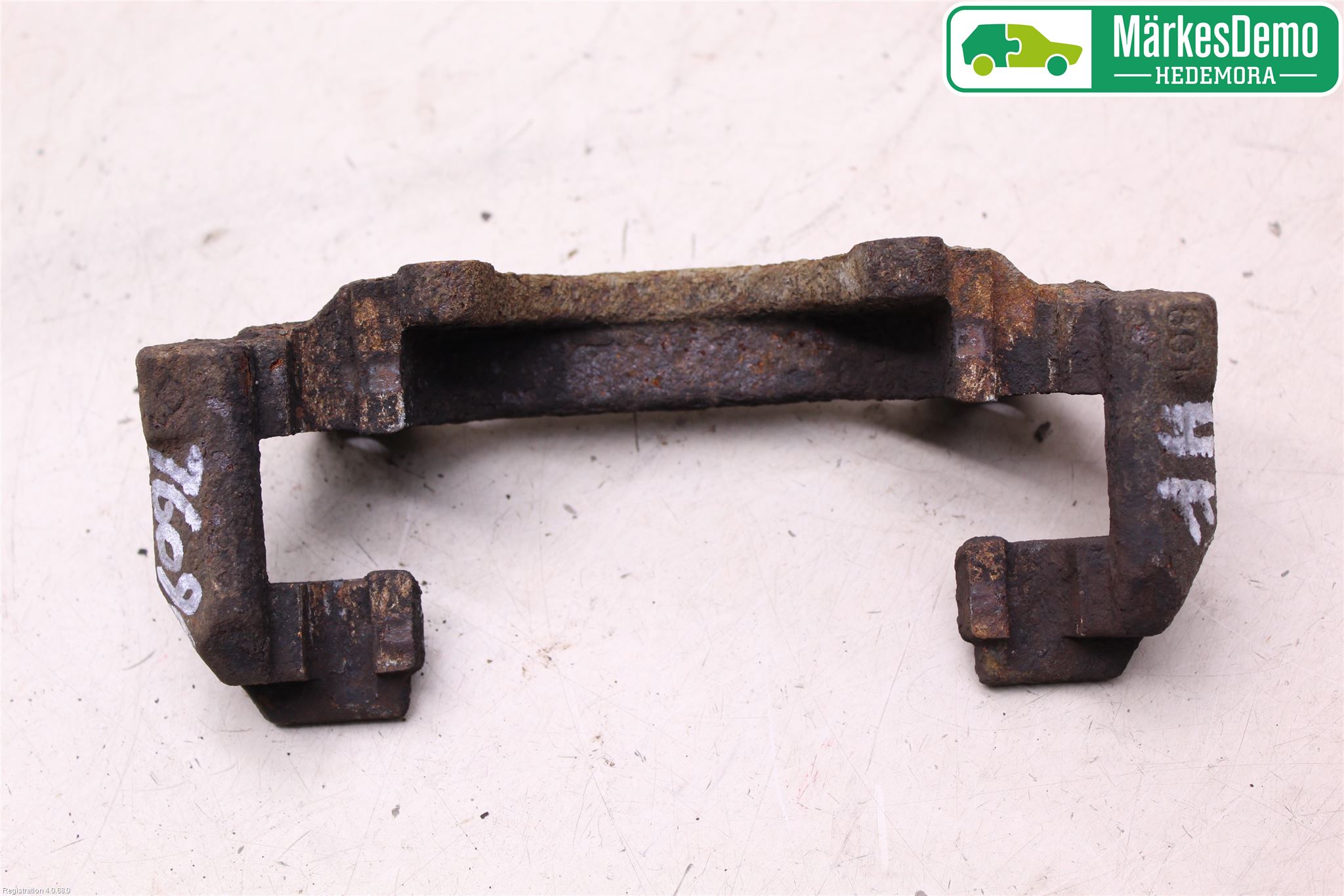 Volkswagen VW CADDY 11-15 Bromsokshållare