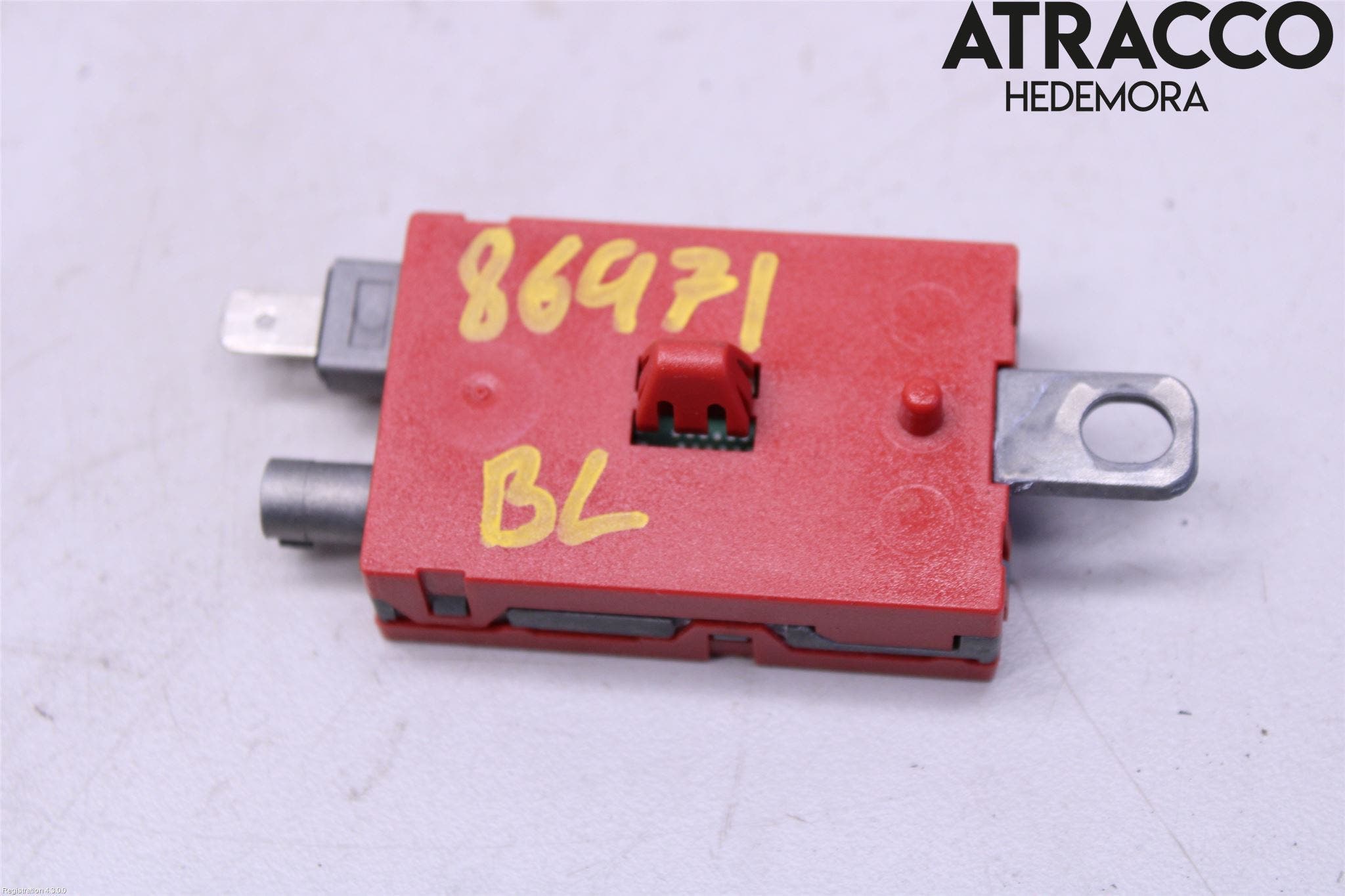 Ford KUGA 13-16 Antennförstärkare