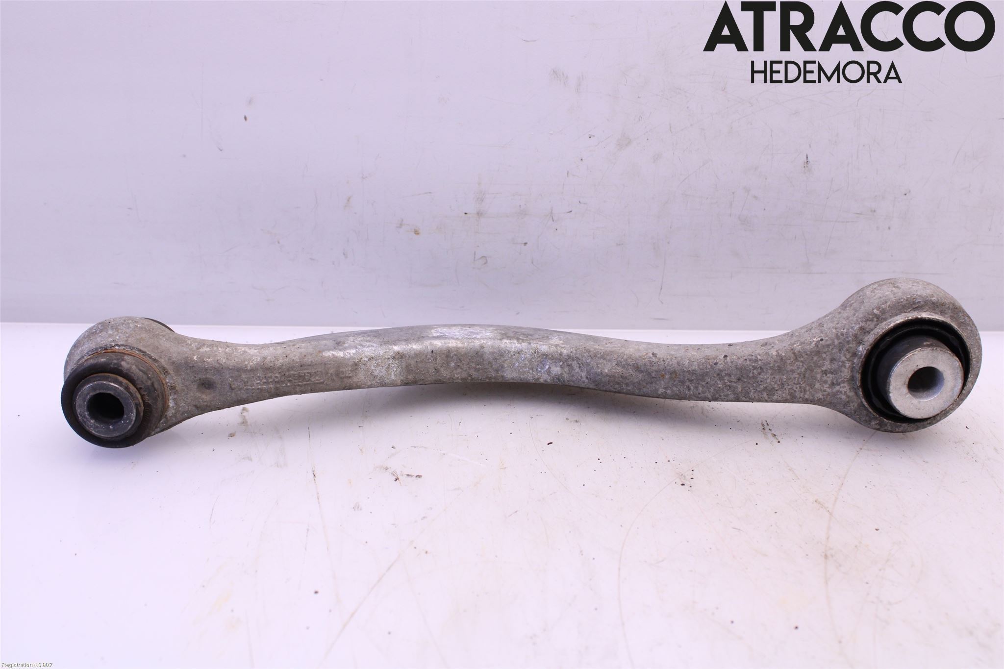 BMW 5 G30/G31/F90 17-23 Bärarm Bak Övre Vänster