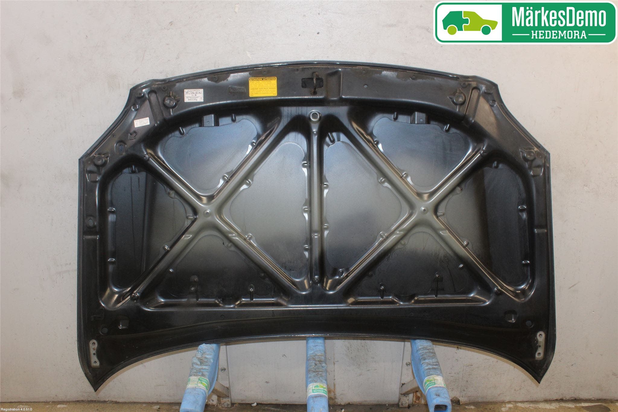 Toyota AVENSIS 03-06 Huv Fram