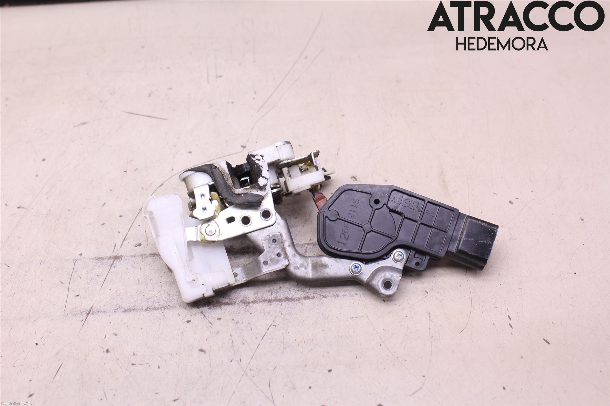 Toyota AYGO 06-14 Låskista-Dörrlås