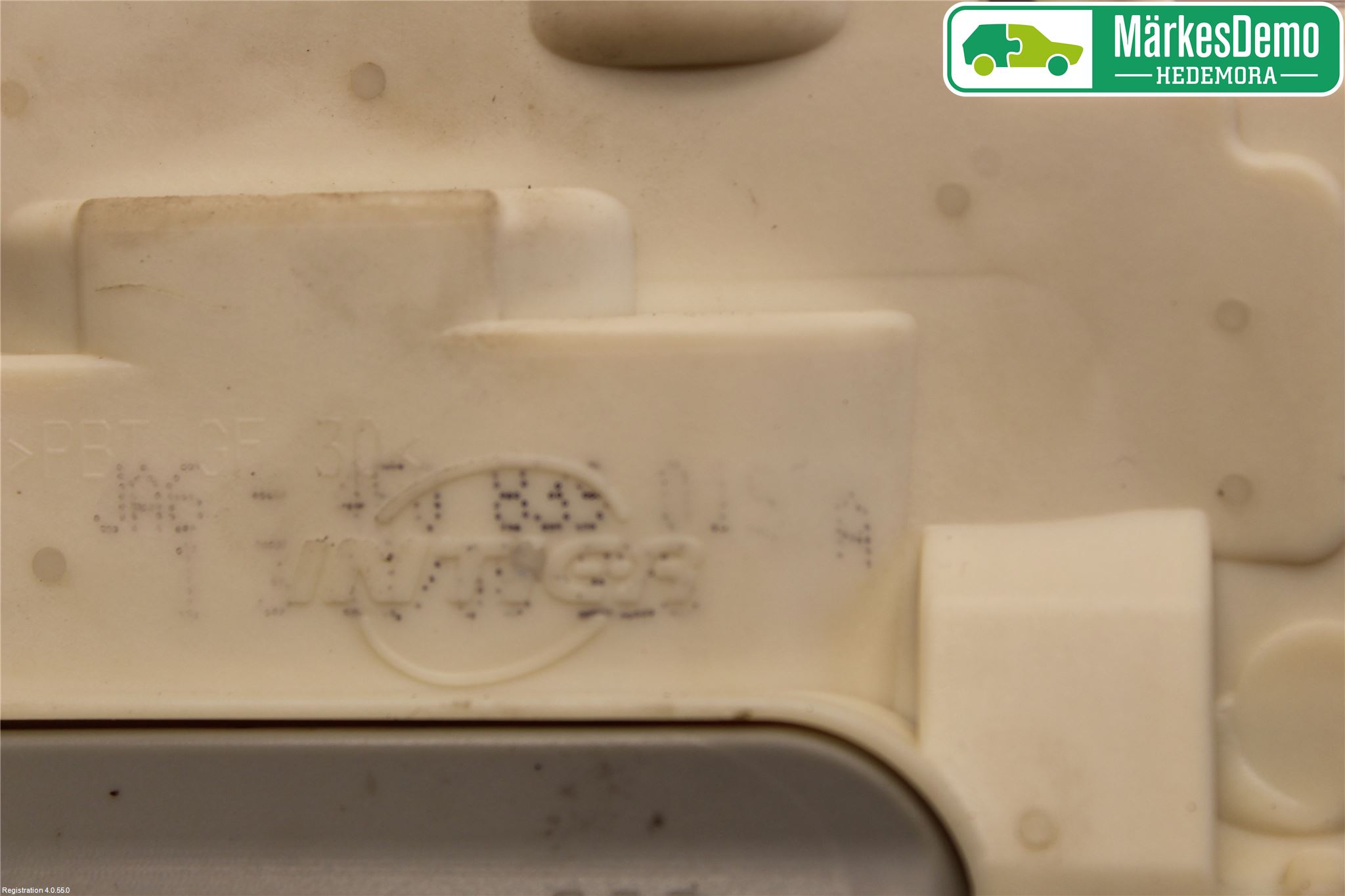 Audi A6/S6     05-11 Låskista-Dörrlås