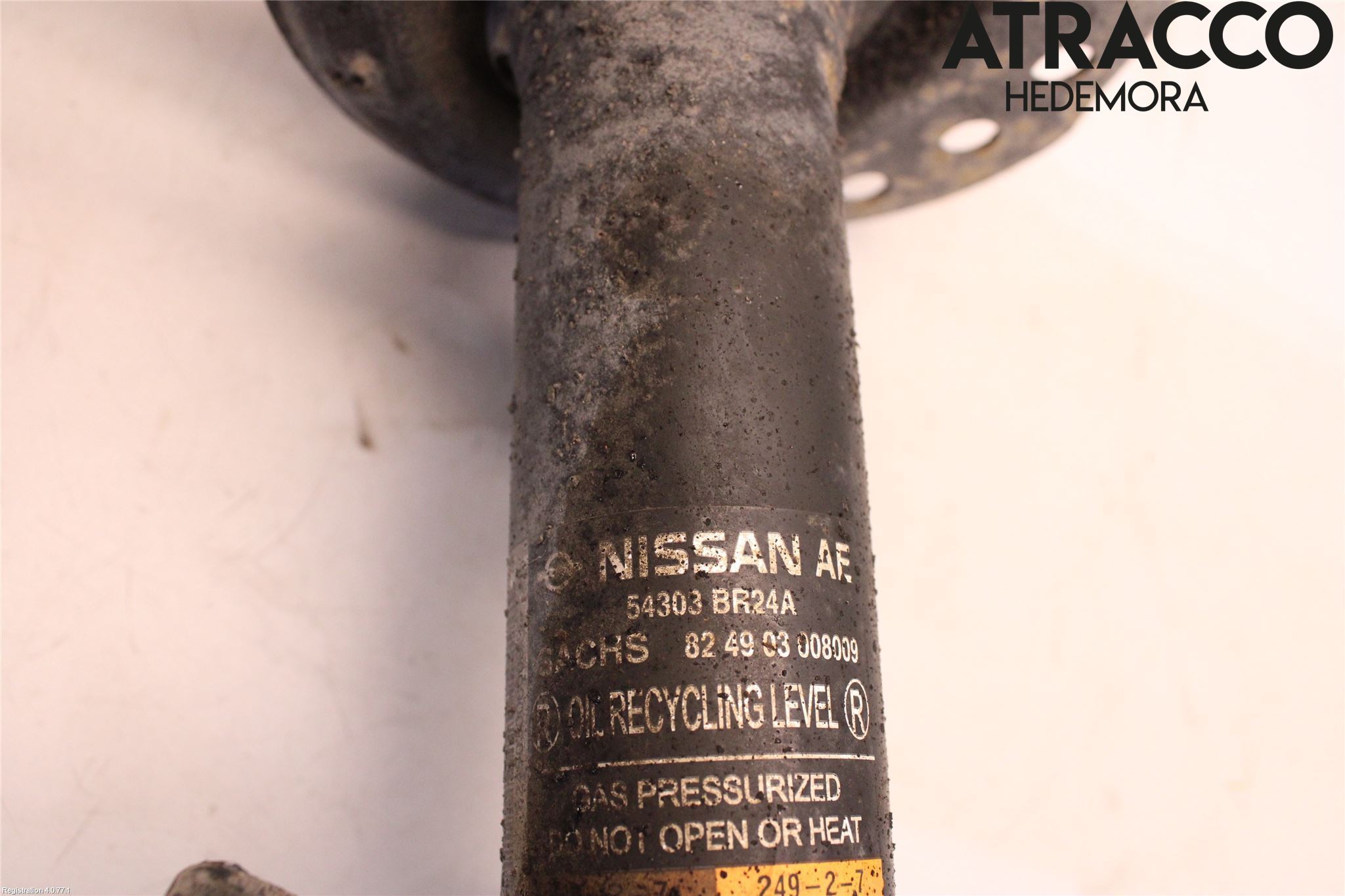 Nissan QASHQAI+2  10-14 Fjäderben Fram Vänster