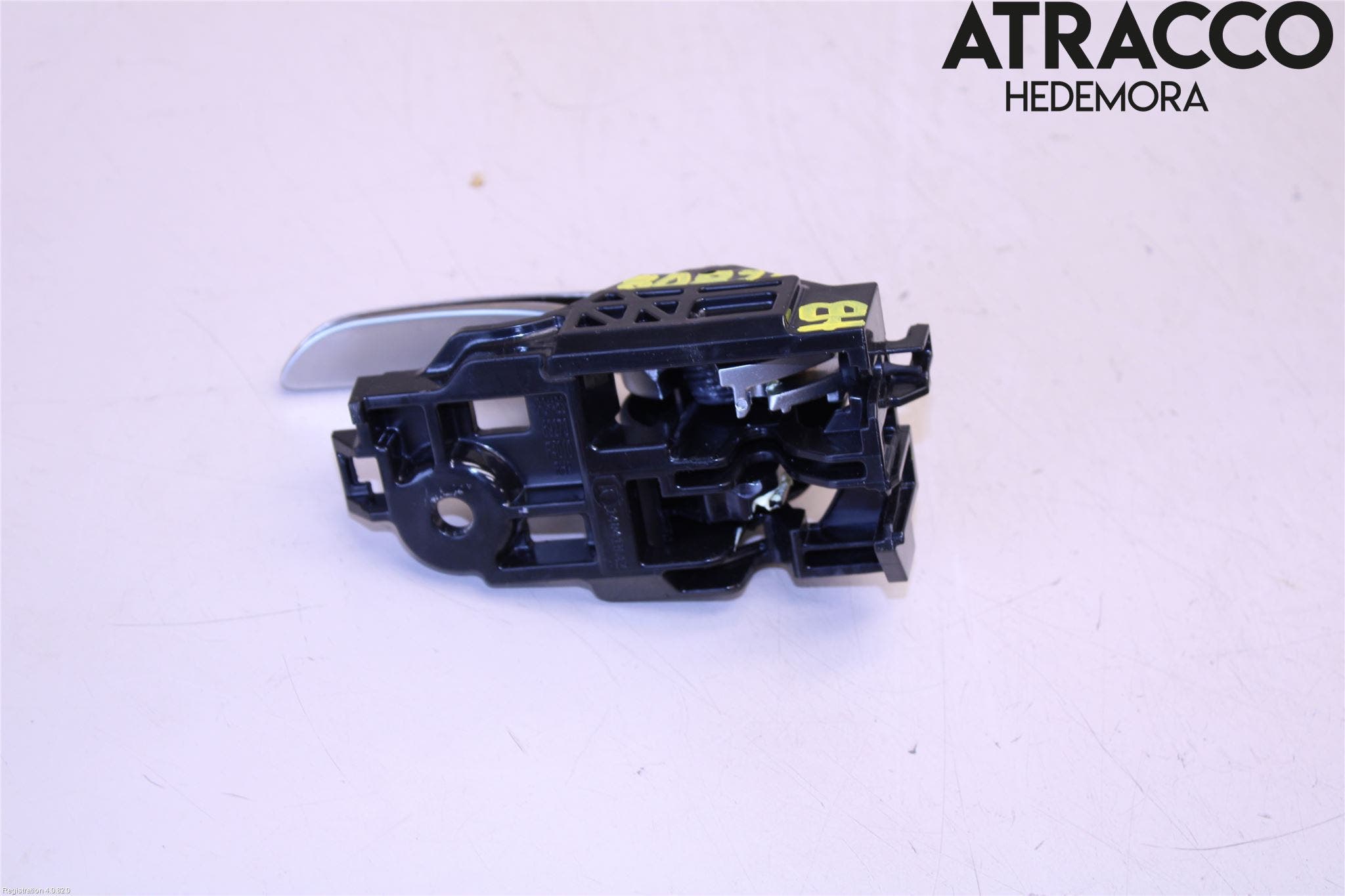 Toyota C-HR 16-23 Dörrhandtag Inre Hö