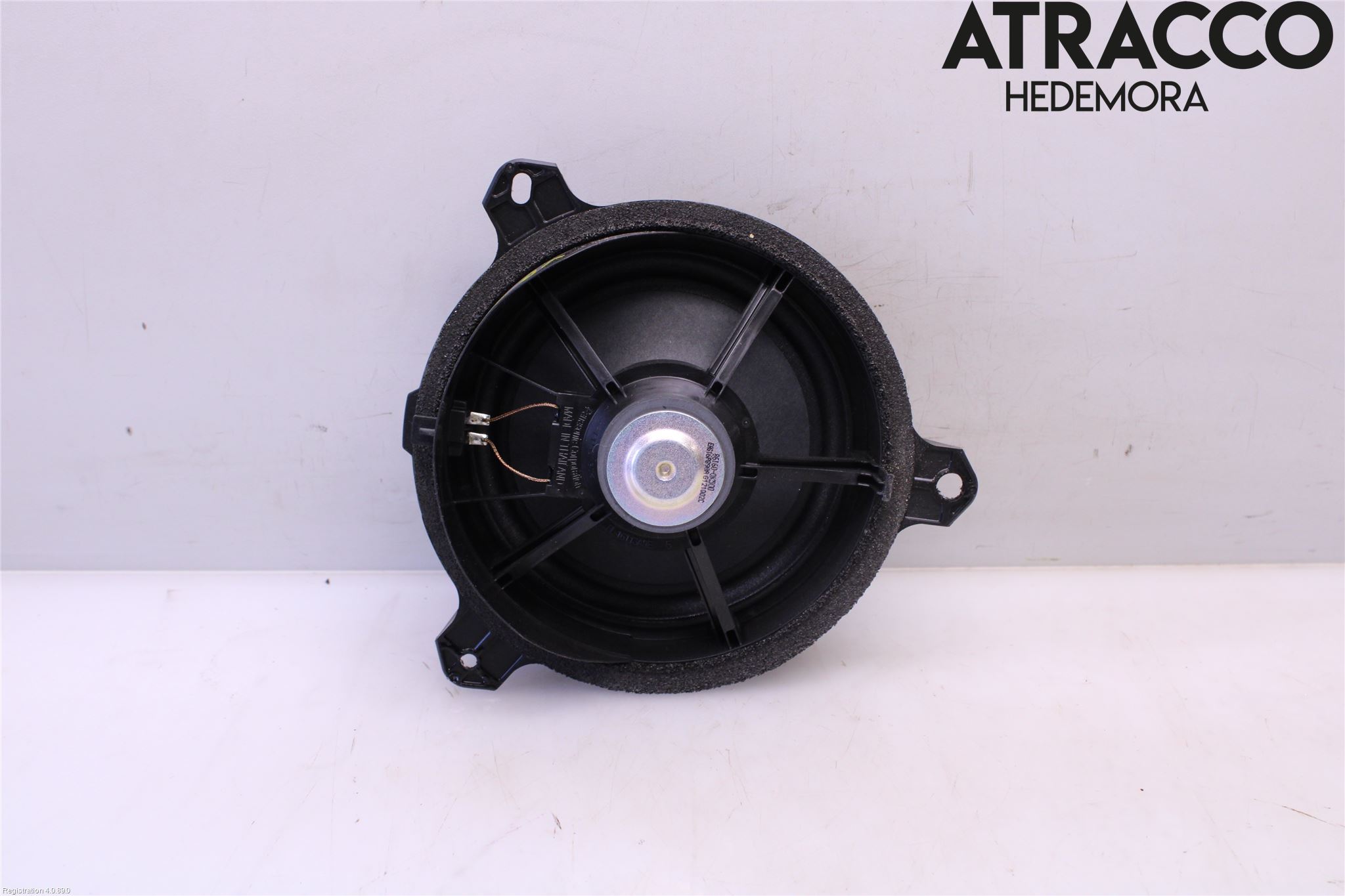 Toyota HILUX 16- Högtalare