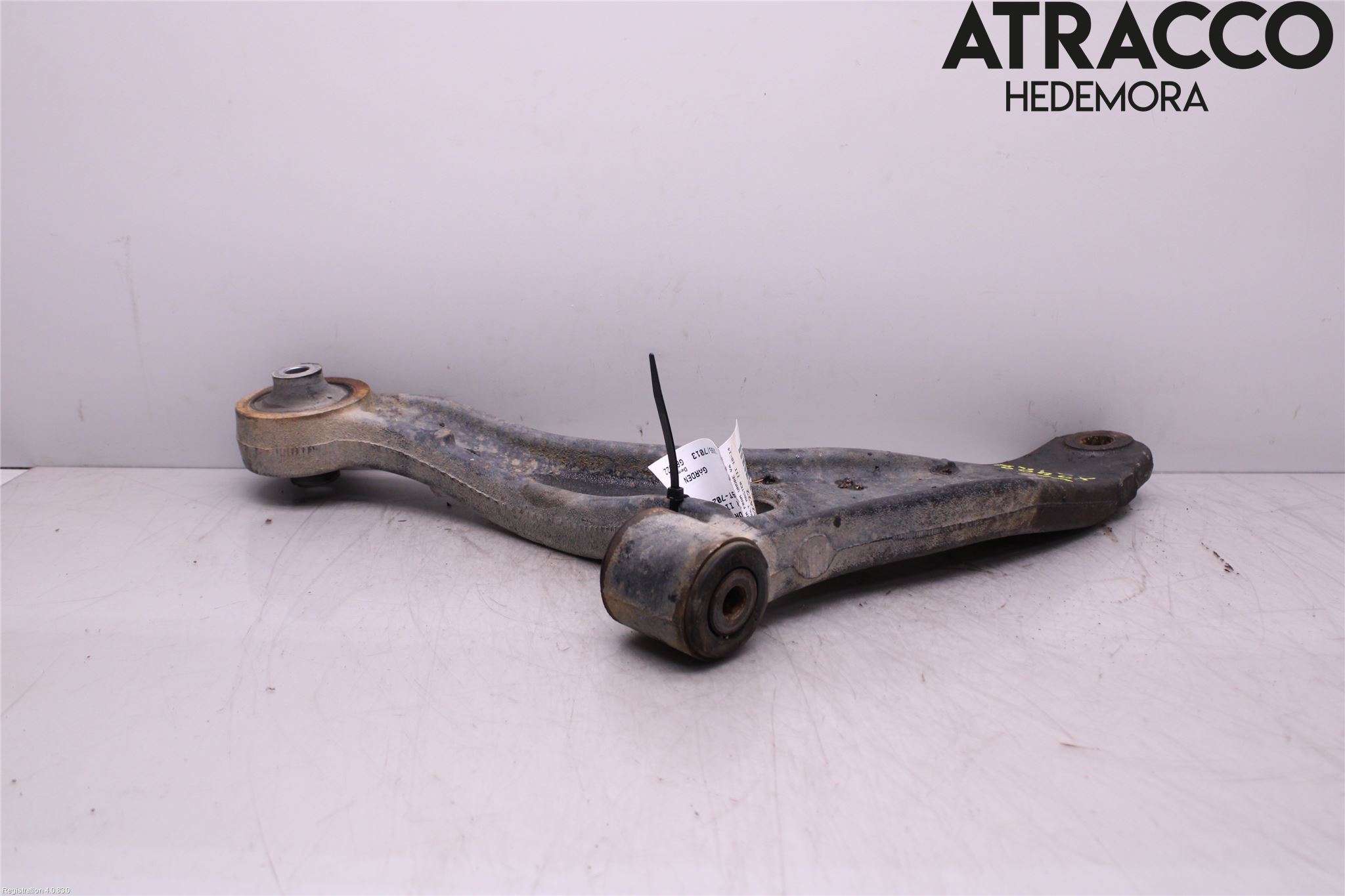 Renault MASTER III 15-20 Bärarm Fram Undre Vä