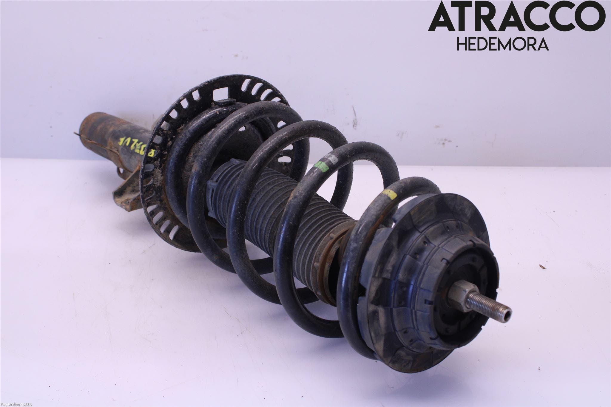 Volkswagen VW TRANSP/CARAVELLE (T5) 04-15 Fjäderben Fram Vänster