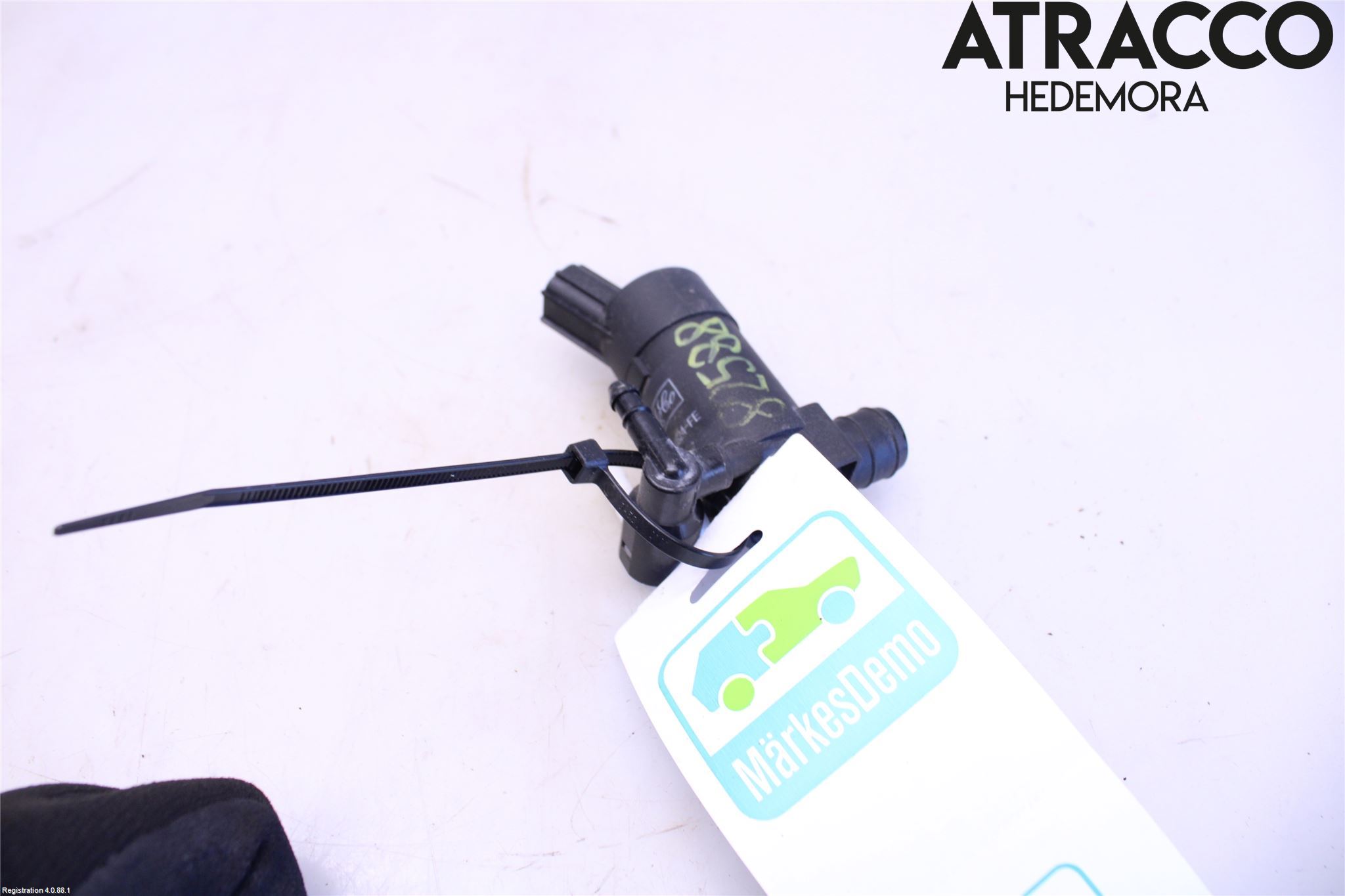 Ford KUGA 08-12 Spolarpump Vindruta