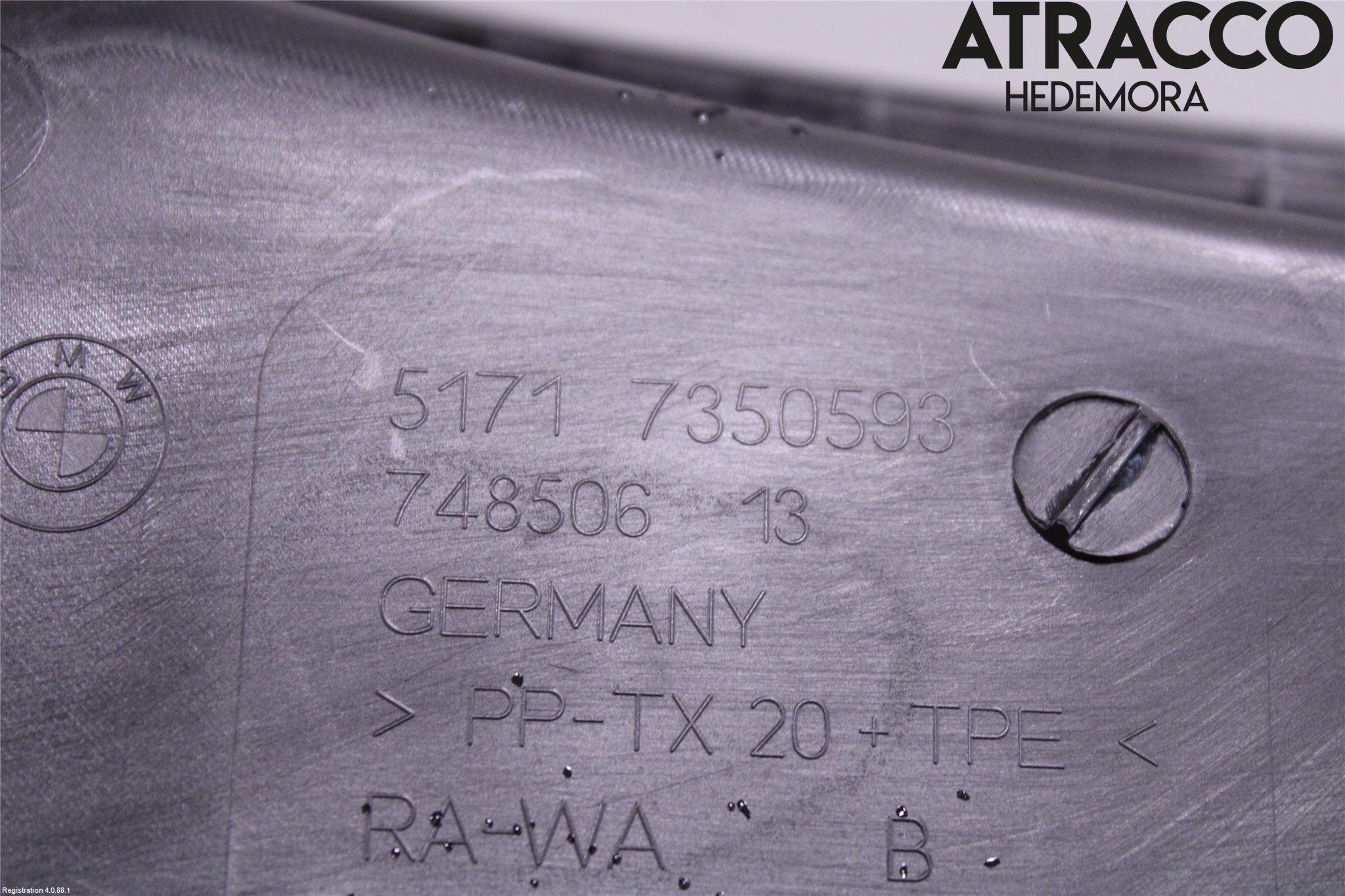 BMW X1 F48 15-22 Torpedplåt-Torpedplast