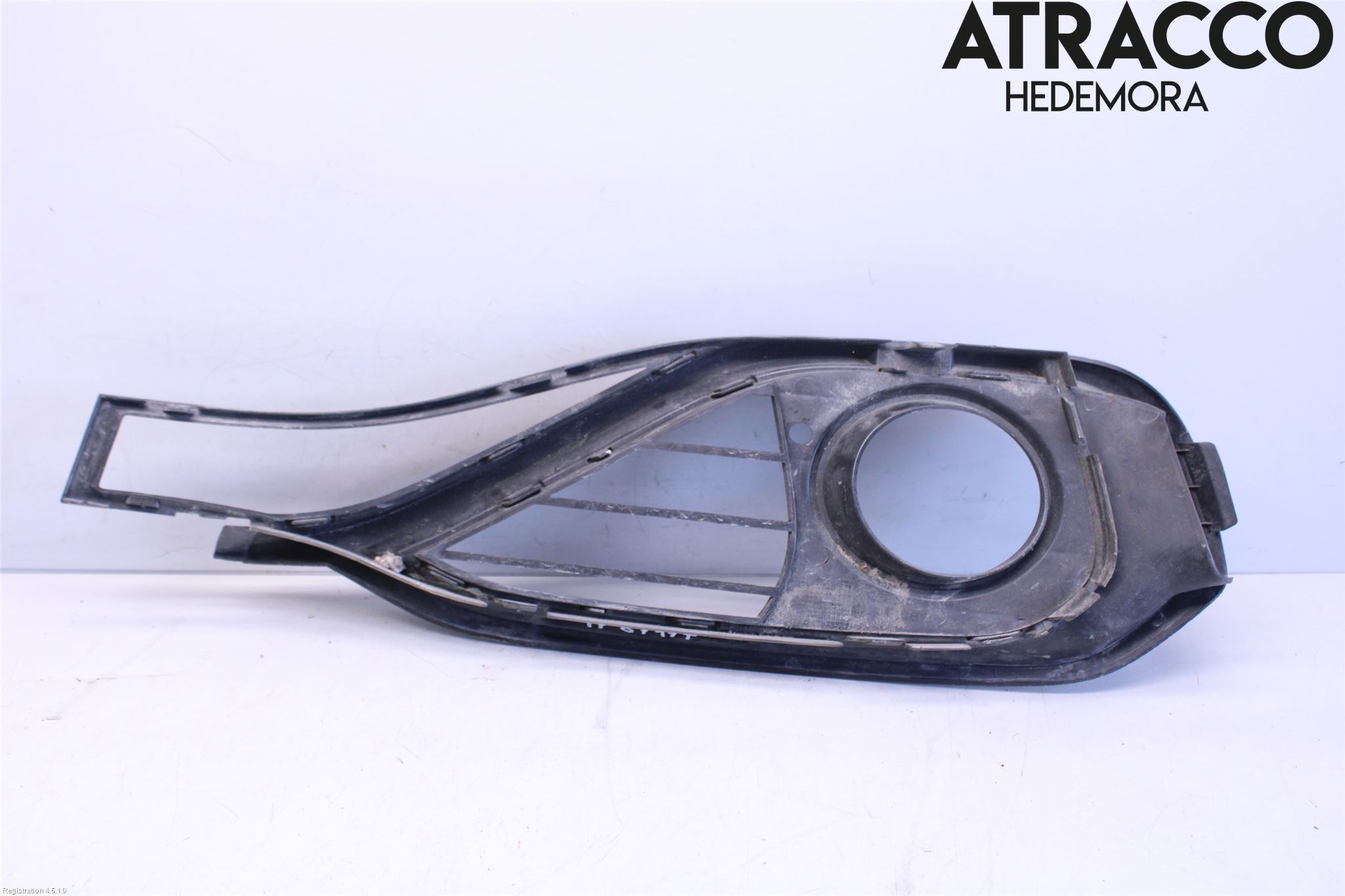 BMW 4 F32/F33/F82/F83 13-20 Dimljussarg Fram