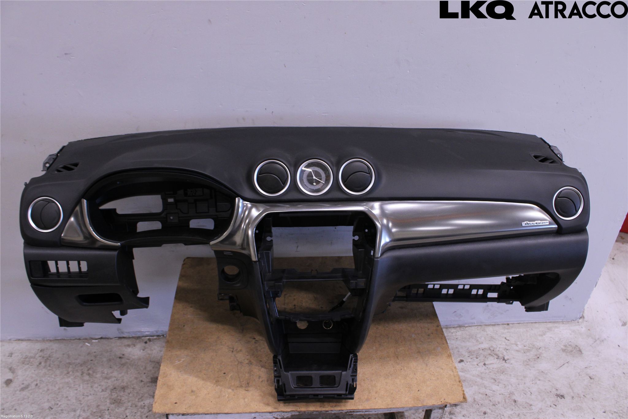 Suzuki VITARA 15- Instrumentbräda