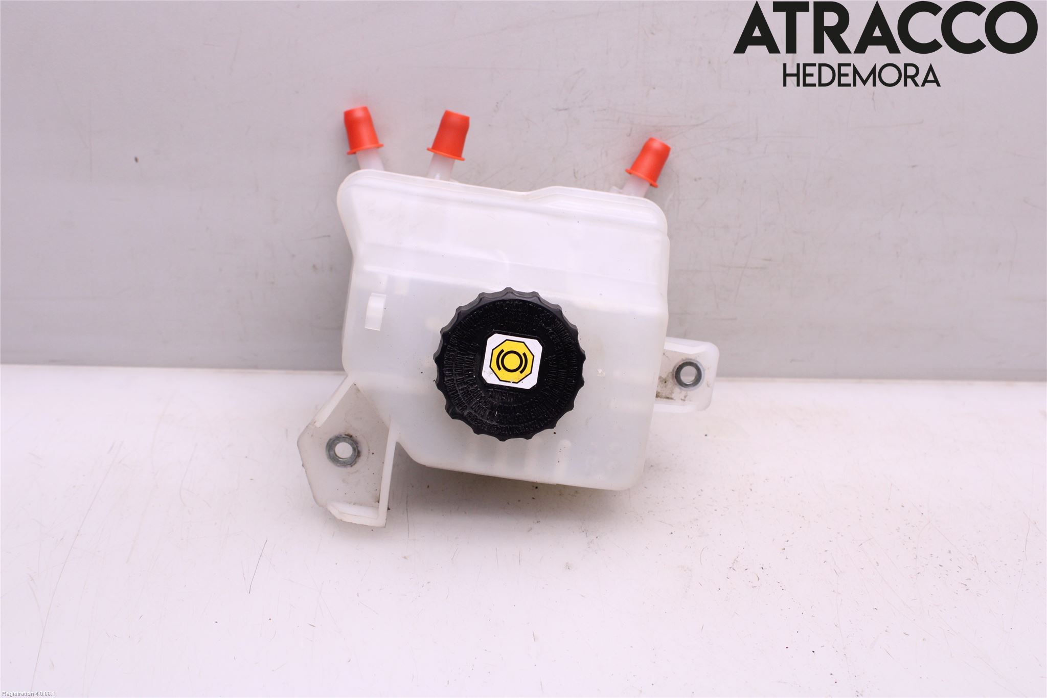 Toyota RAV4 19- Bromsvätskebehållare