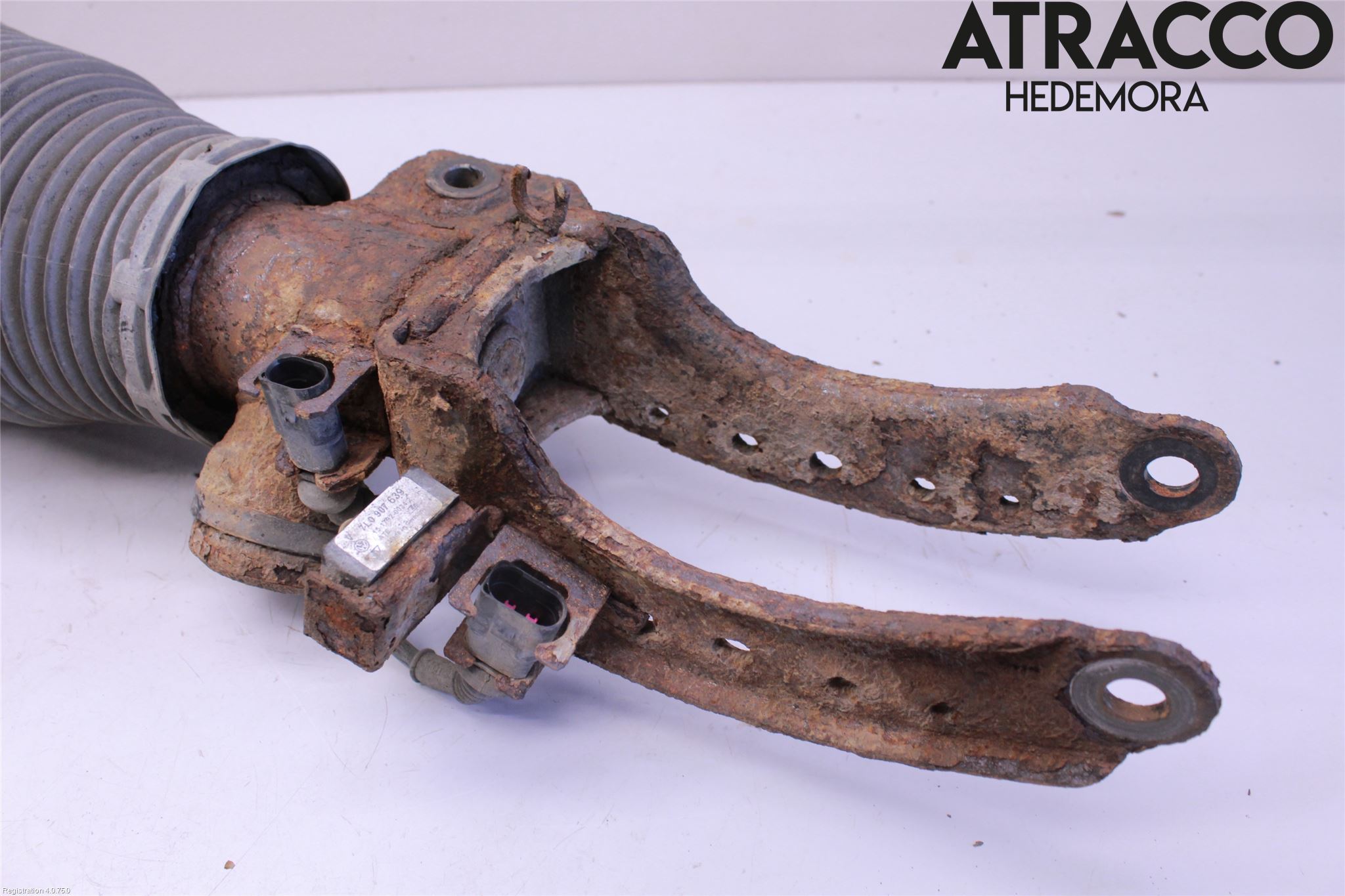 Porsche CAYENNE 03- Fjäderben Fram Höger