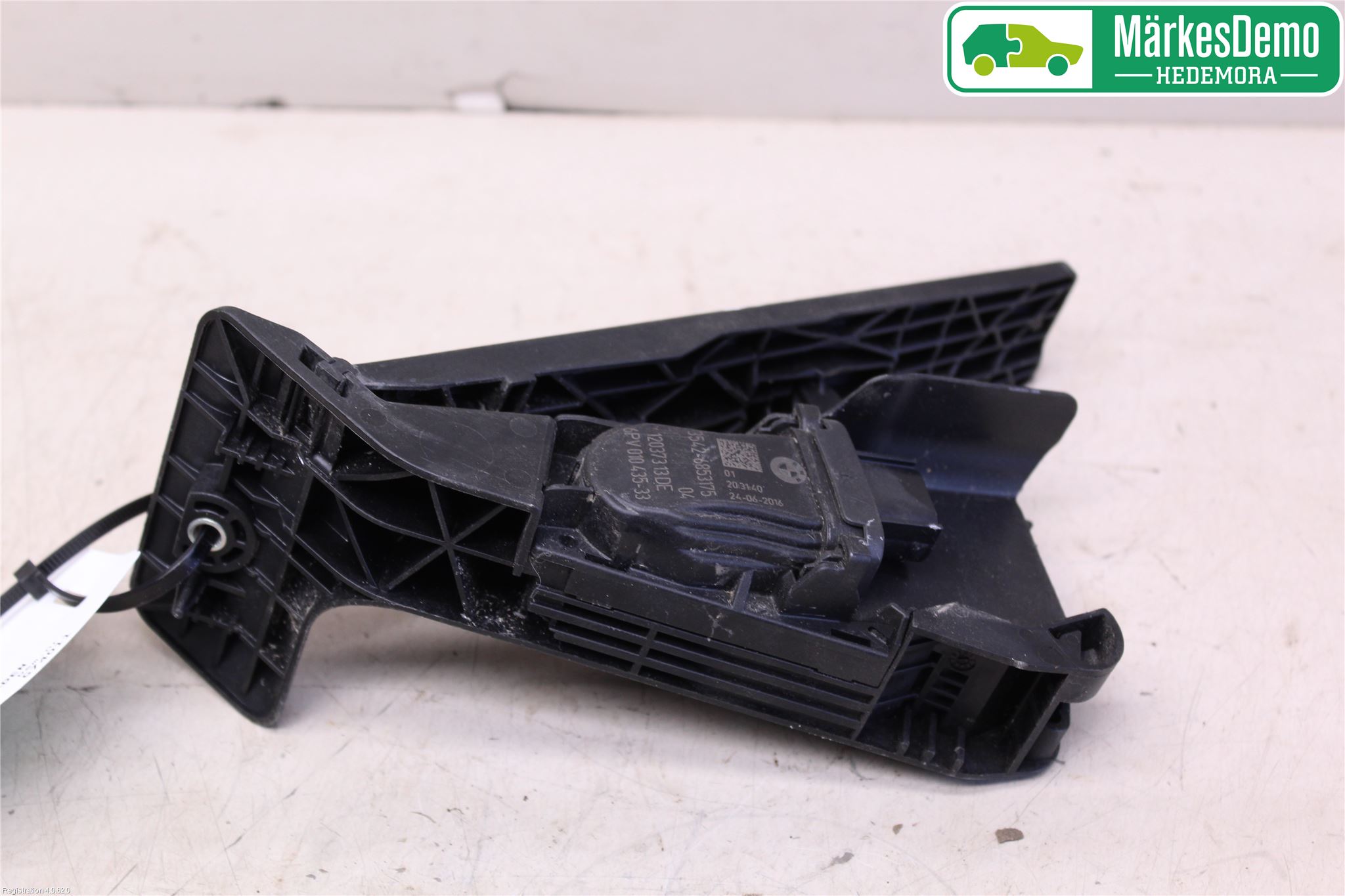 BMW 3 F30/F31/F80 12-19 Gaspedal