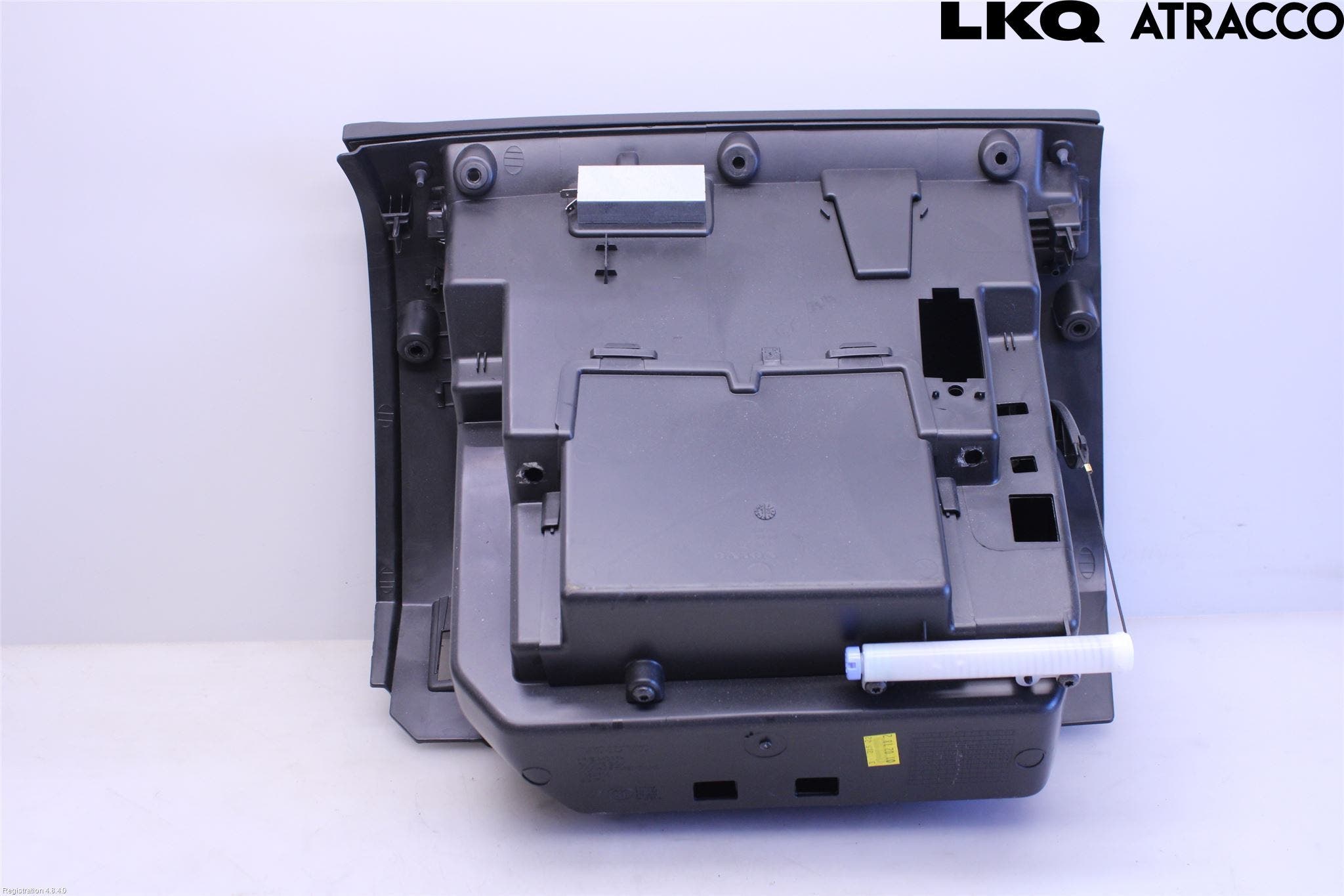 Volvo V40 CROSS COUNTRY 13-19 Handskfack