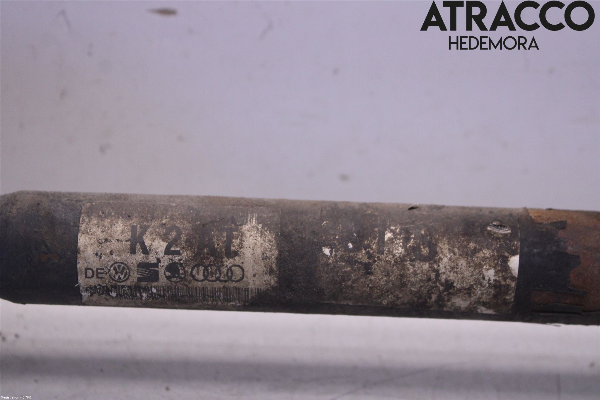 Audi A4/S4 01-05 Drivaxel Fram Höger