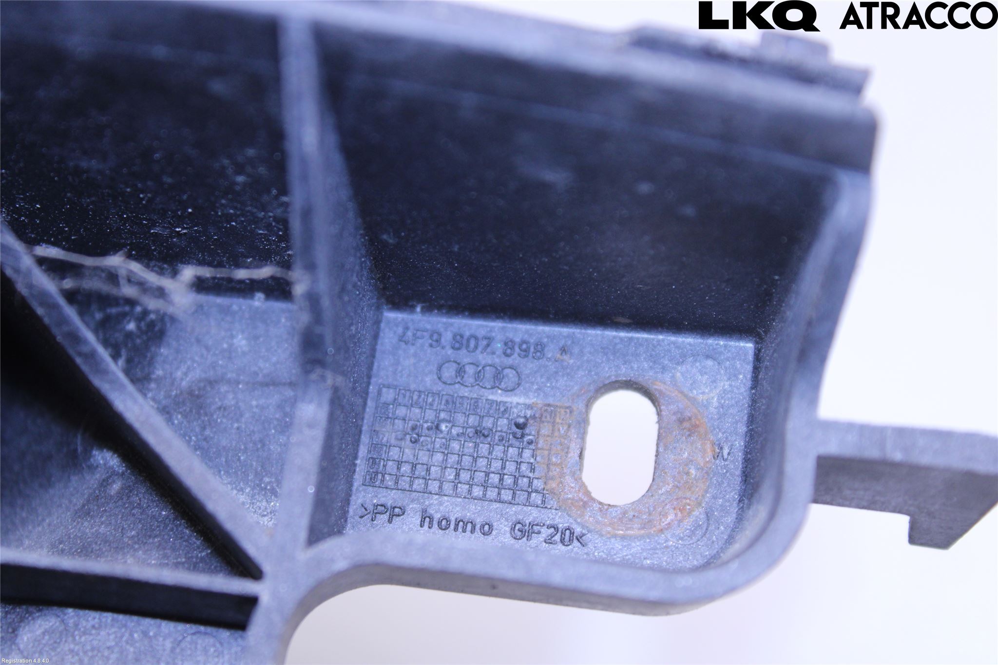 Audi A6/S6     05-11 Stötfångarfäste Bak Hö