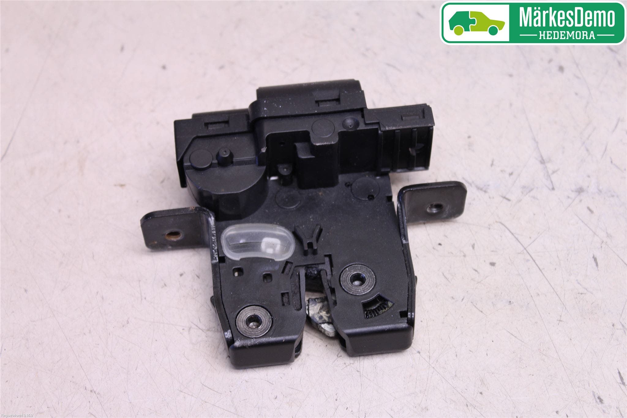 Nissan QASHQAI 07-10 Låskista Baklucka