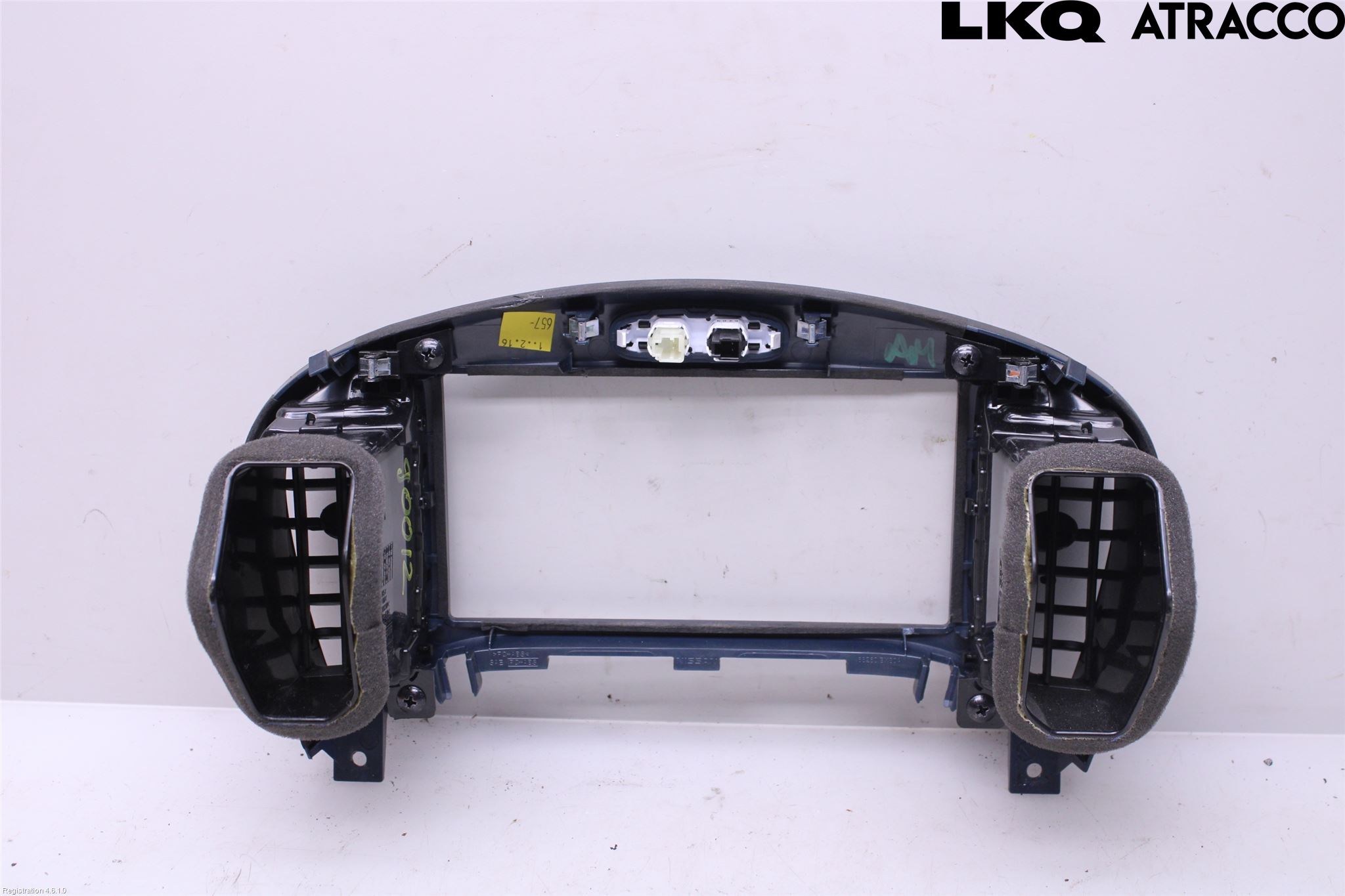 Nissan JUKE 14-19 Defrosterkanal-Munstycke