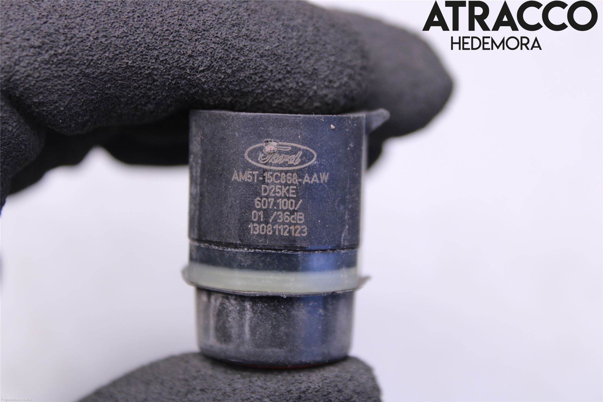 Ford C-MAX II  11-14 Parkeringshjälp Frontsensor