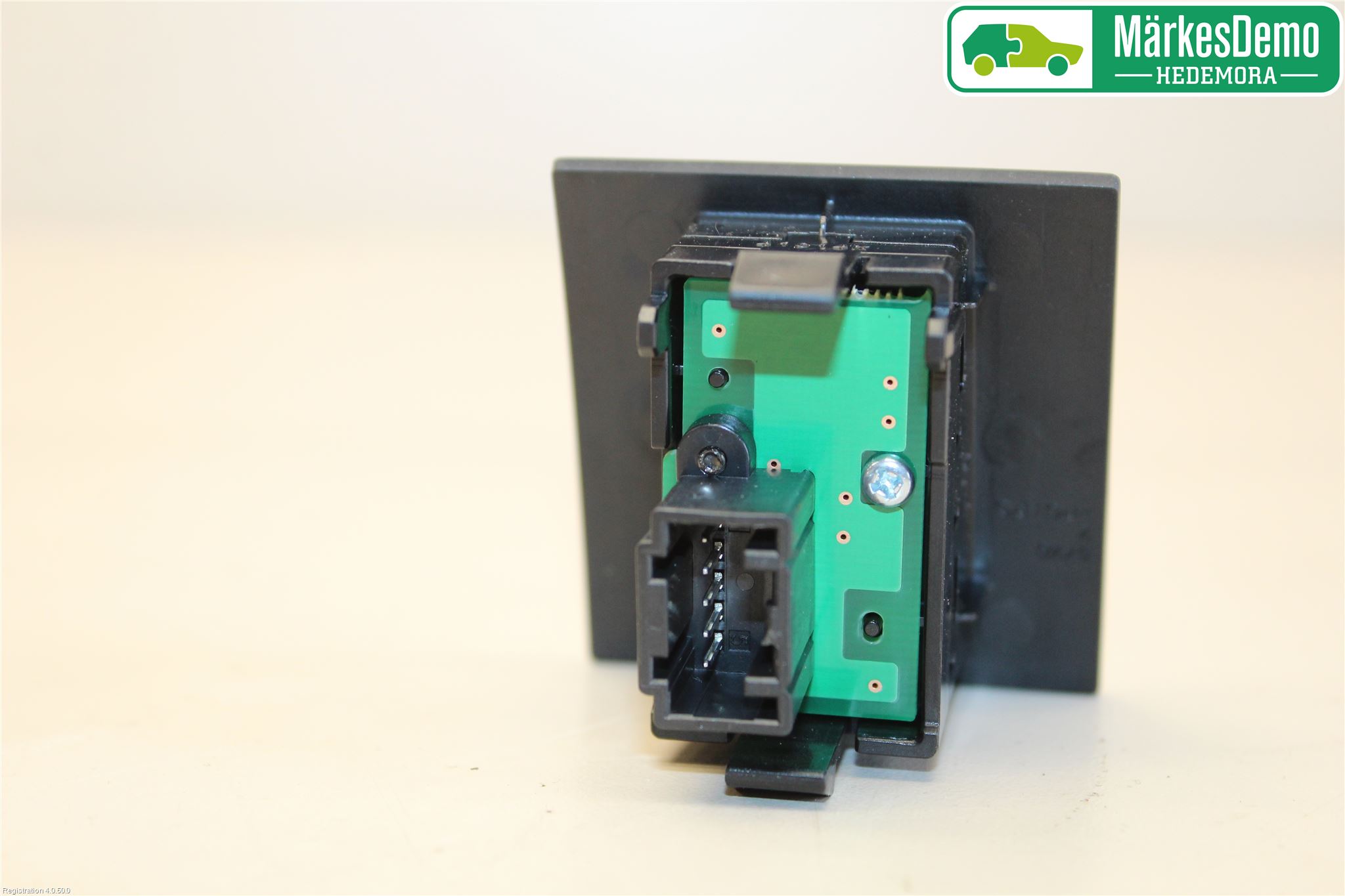 Nissan PULSAR Kontrolldisplay