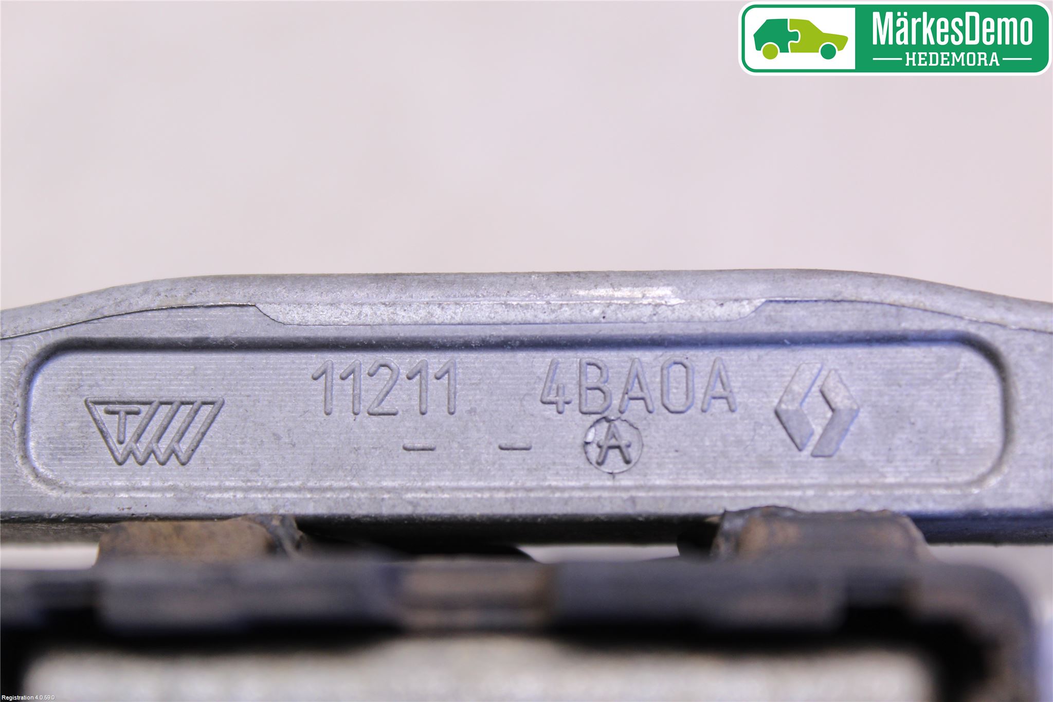 Nissan QASHQAI 14-17 Motorfäste