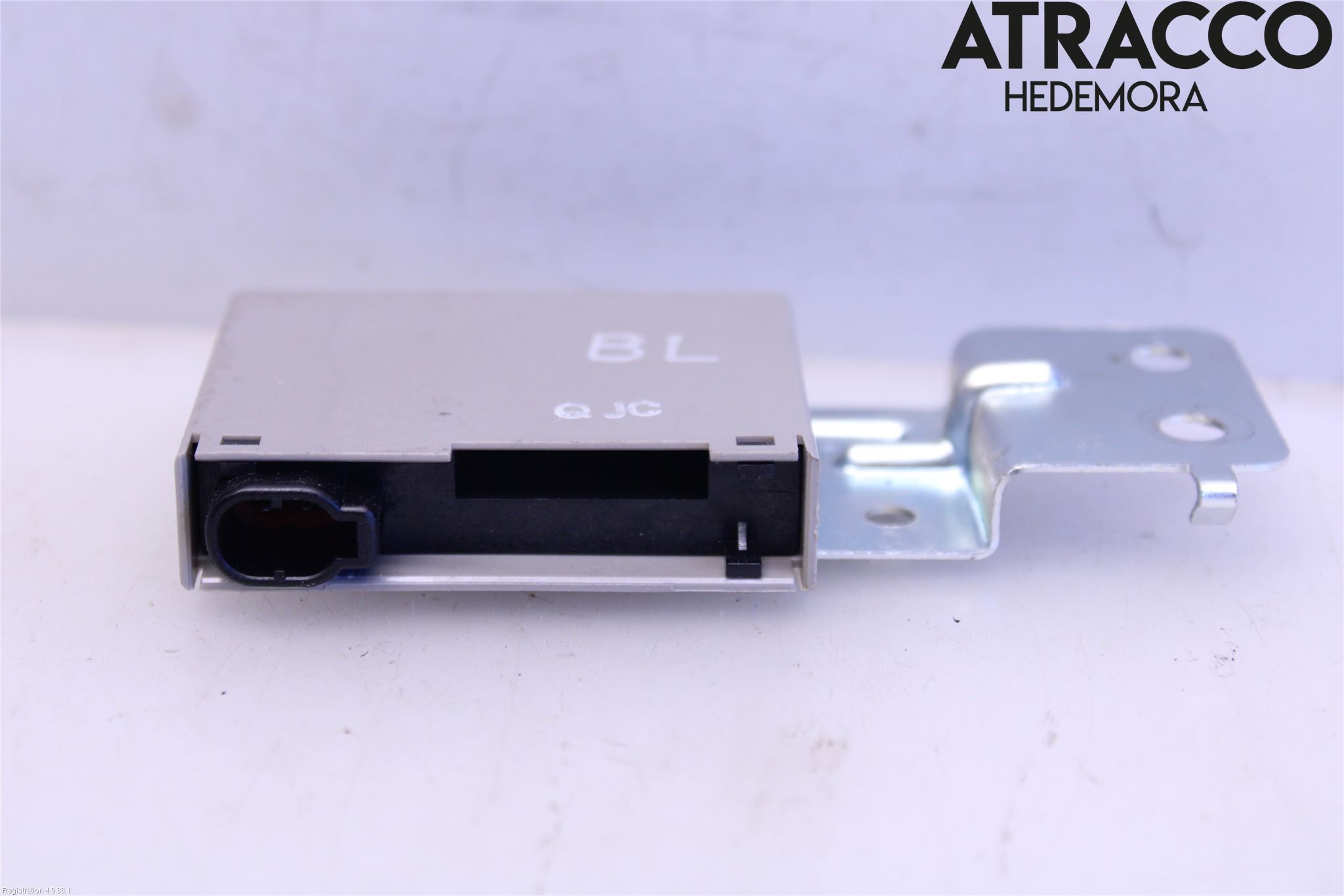 Nissan E-NV200/EVALIA Antennförstärkare