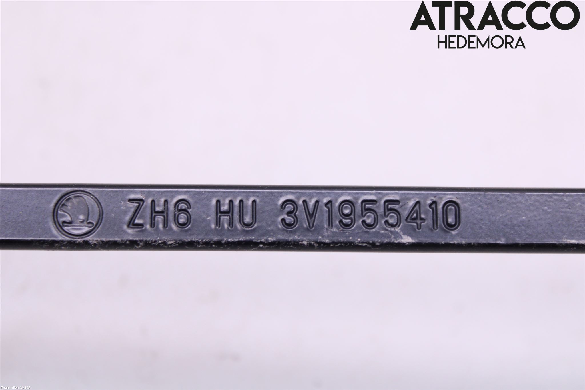 Skoda SUPERB 16-24 Torkararm Armar Vindruta