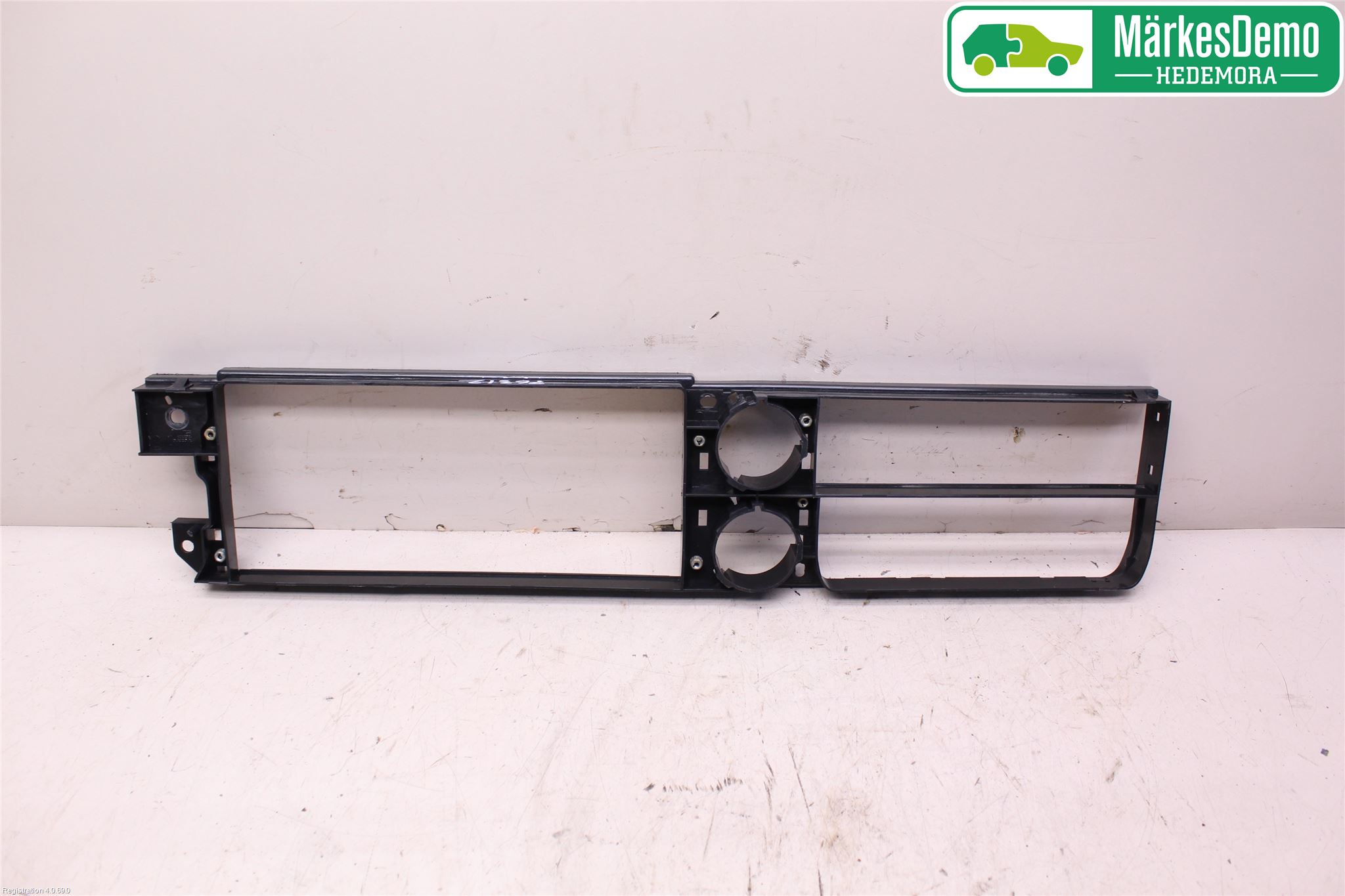 Volvo 240 81-87 Instrument-Radio Sarg