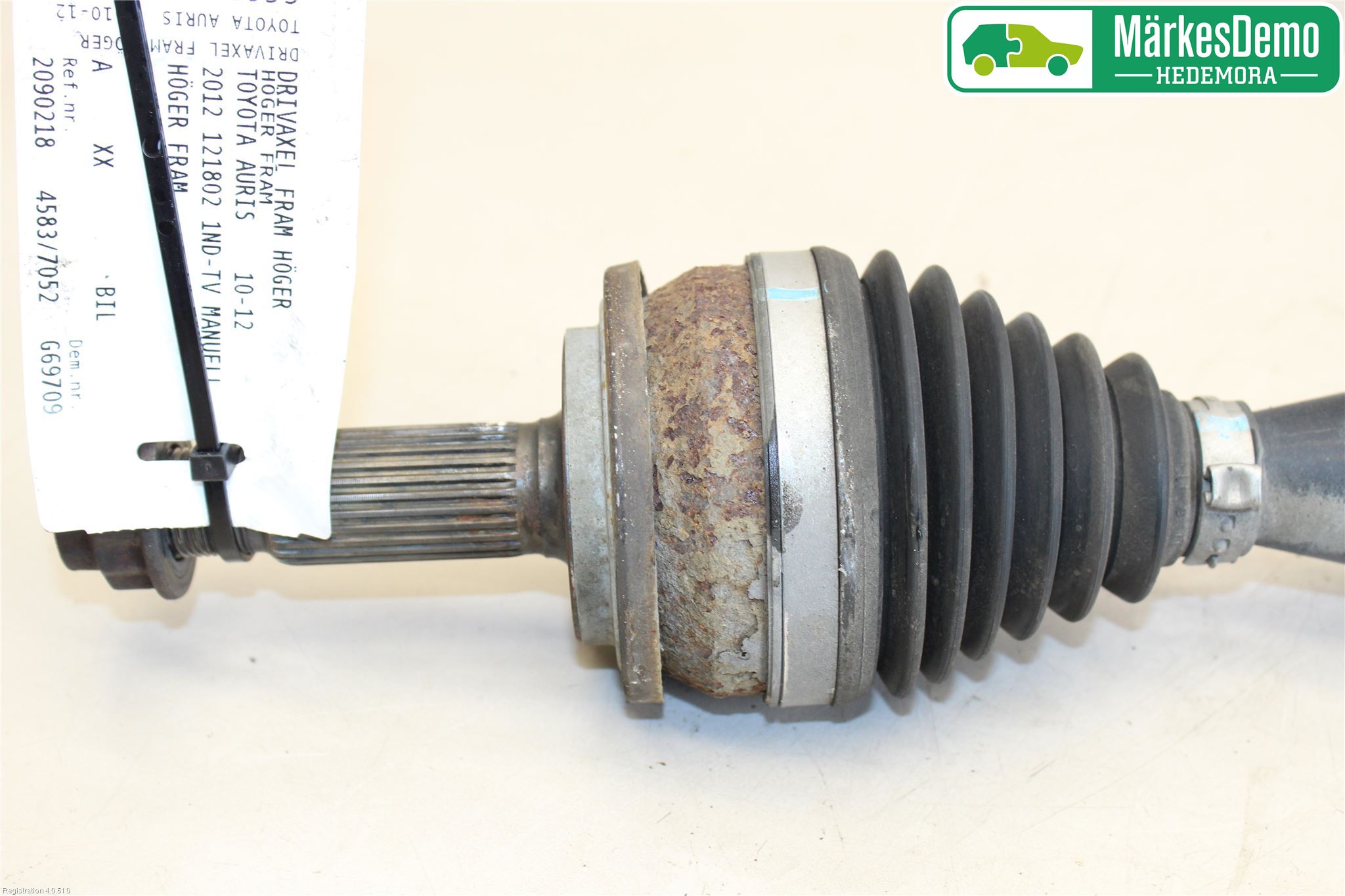 Toyota AURIS 10-12 Drivaxel Fram Höger