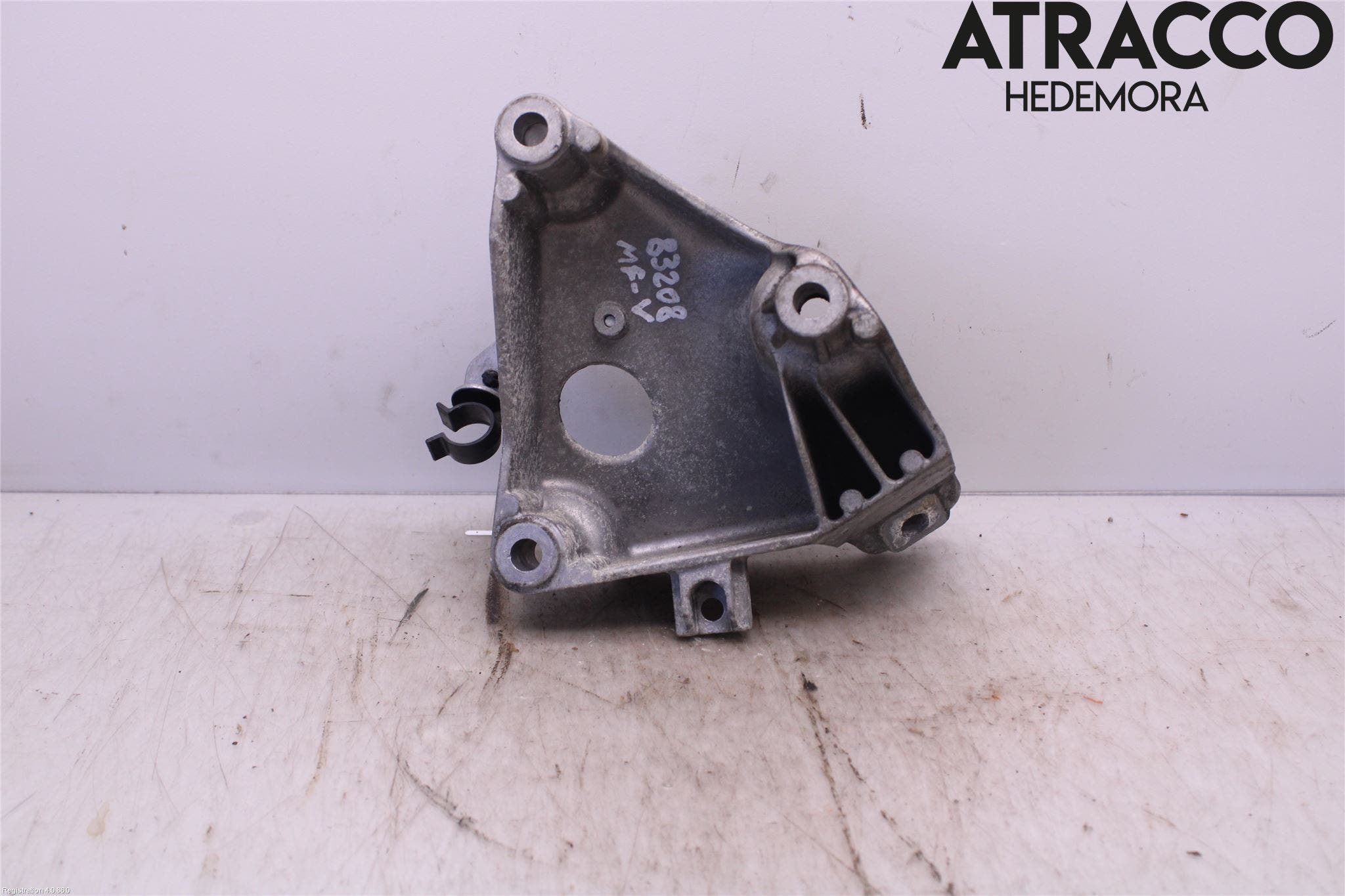 BMW 3 E90/91 SED/TOU 05-12 Motorfäste