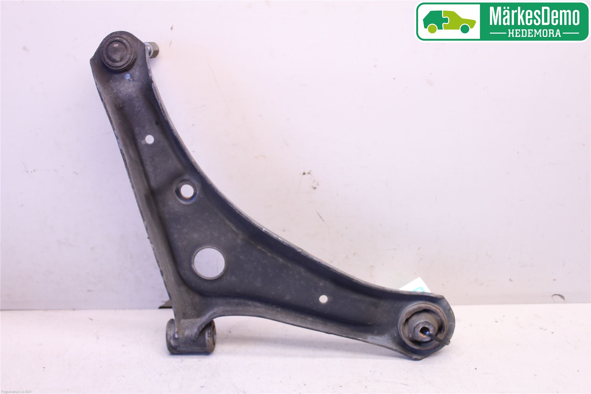 Mitsubishi SPACE STAR 13- Bärarm Fram Undre Vä