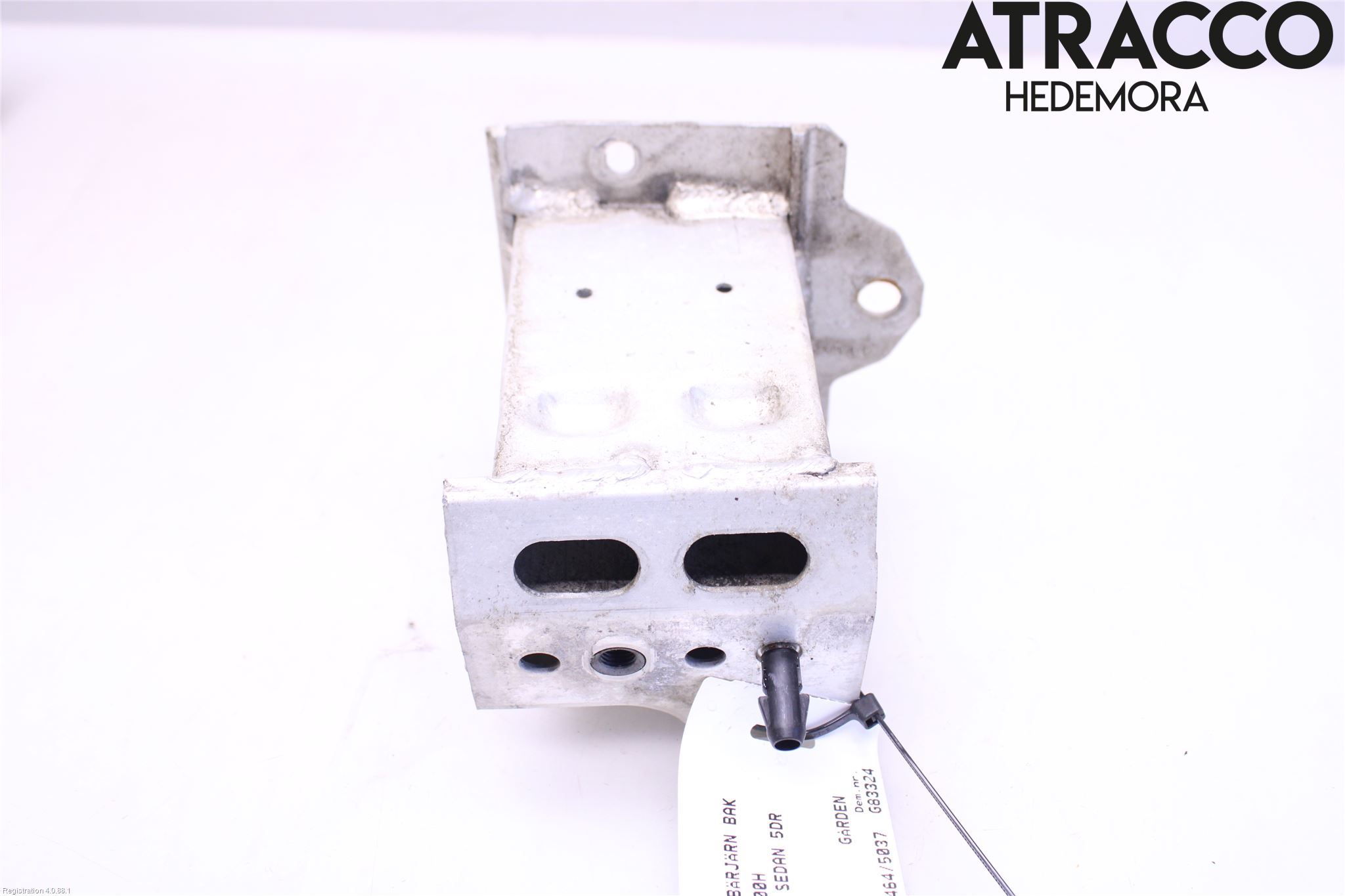 Lexus CT 200h Stötfångarbärjärn Bak