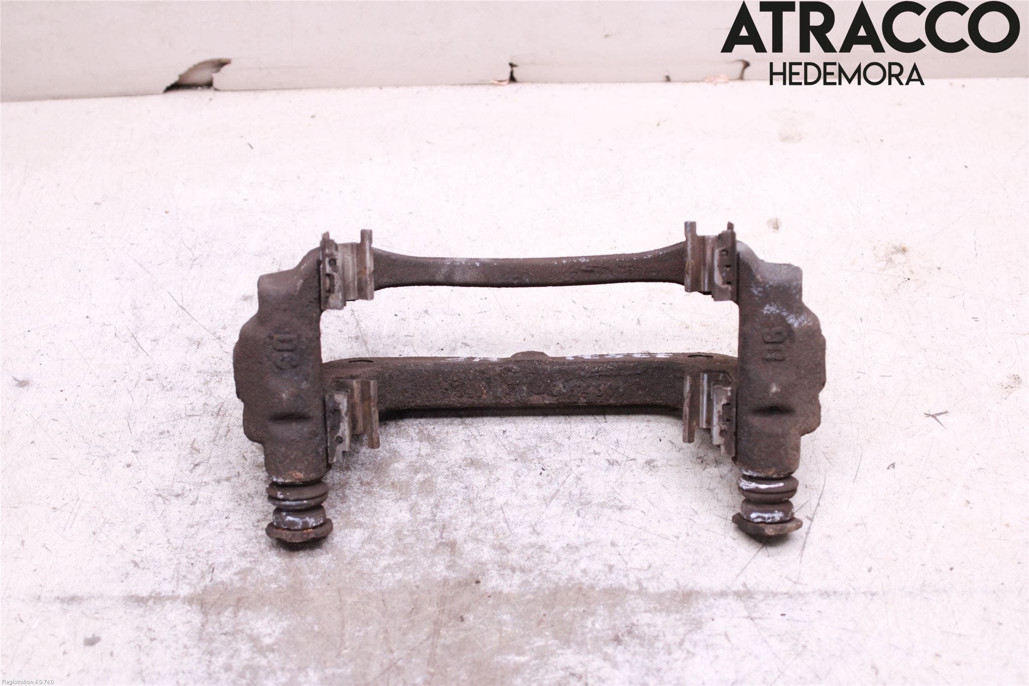 Toyota AVENSIS 09-15 Bromsokshållare