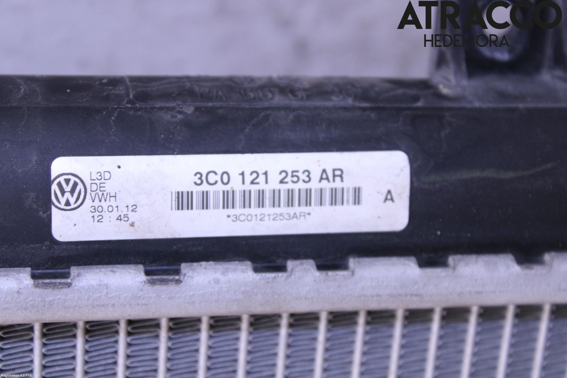 Volkswagen VW PASSAT 11-14 Kylare Aut