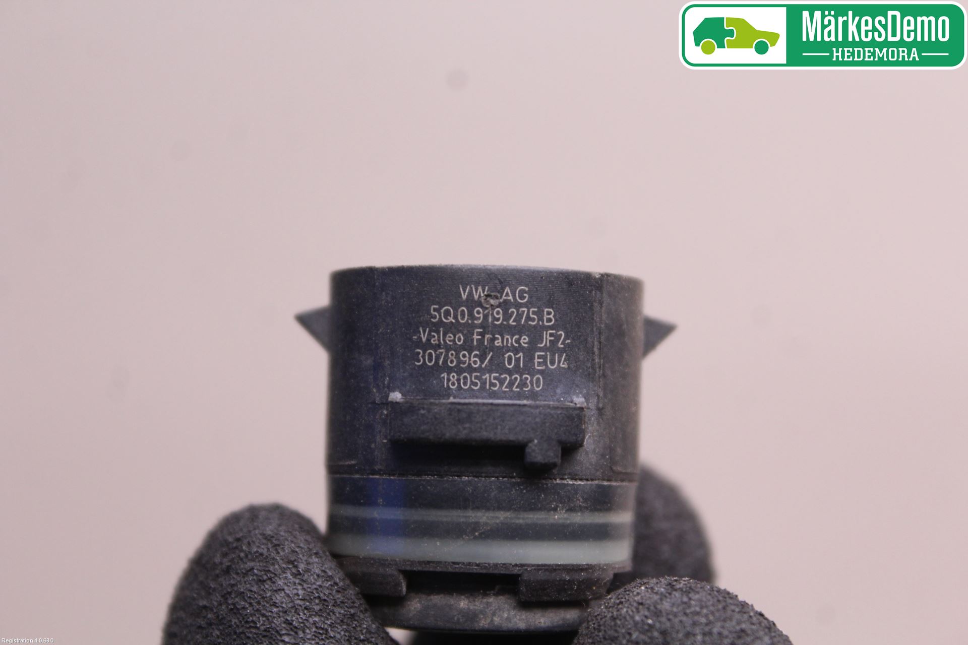 Volkswagen VW PASSAT 15-19 Parkeringshjälp Frontsensor