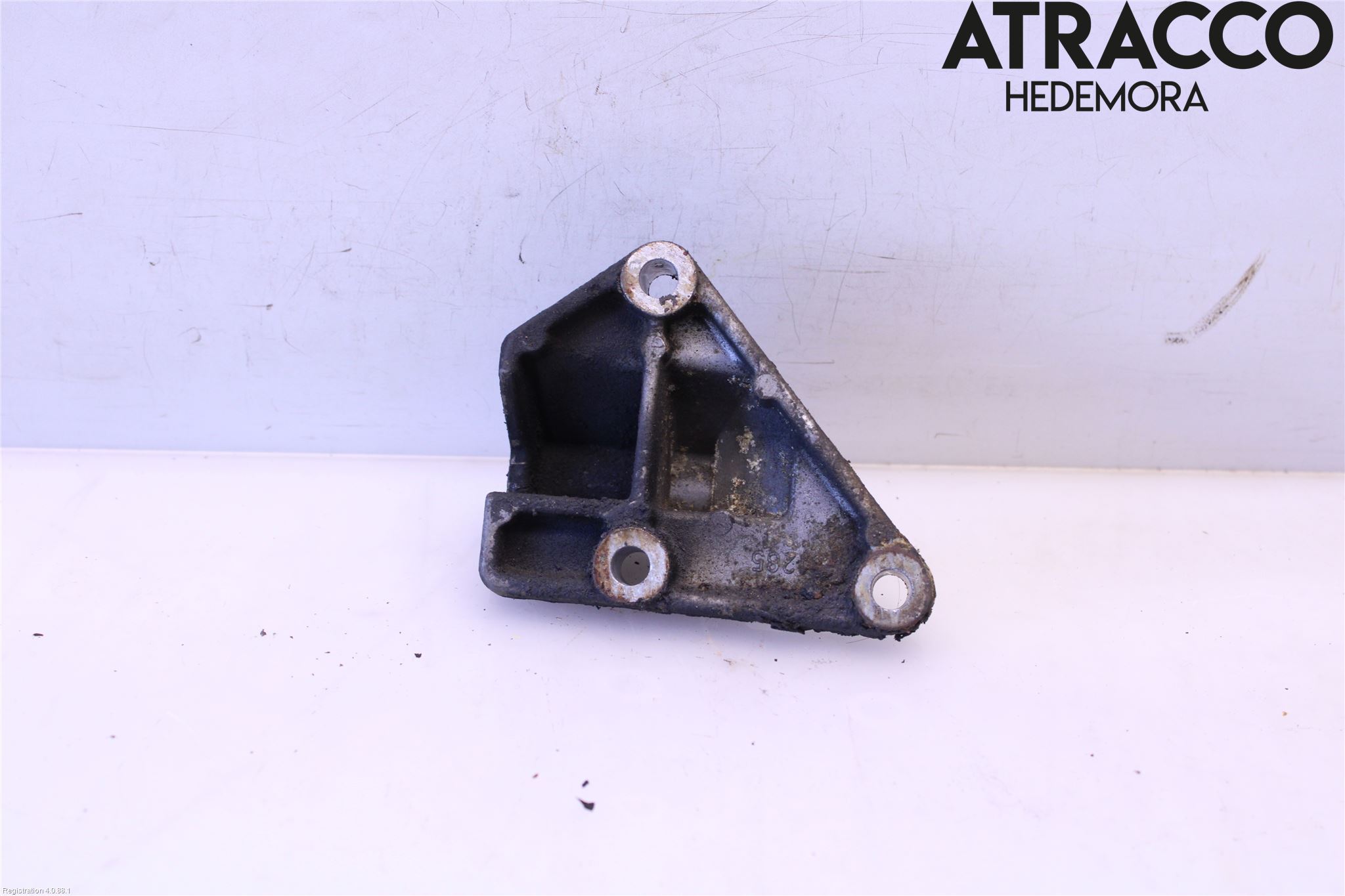 Volvo 740 88-92 Styrservopumpsfäste