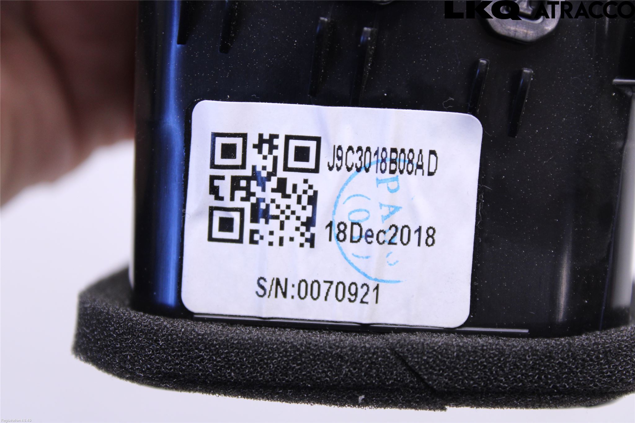 Jaguar E-PACE 17- Defrosterkanal-Munstycke