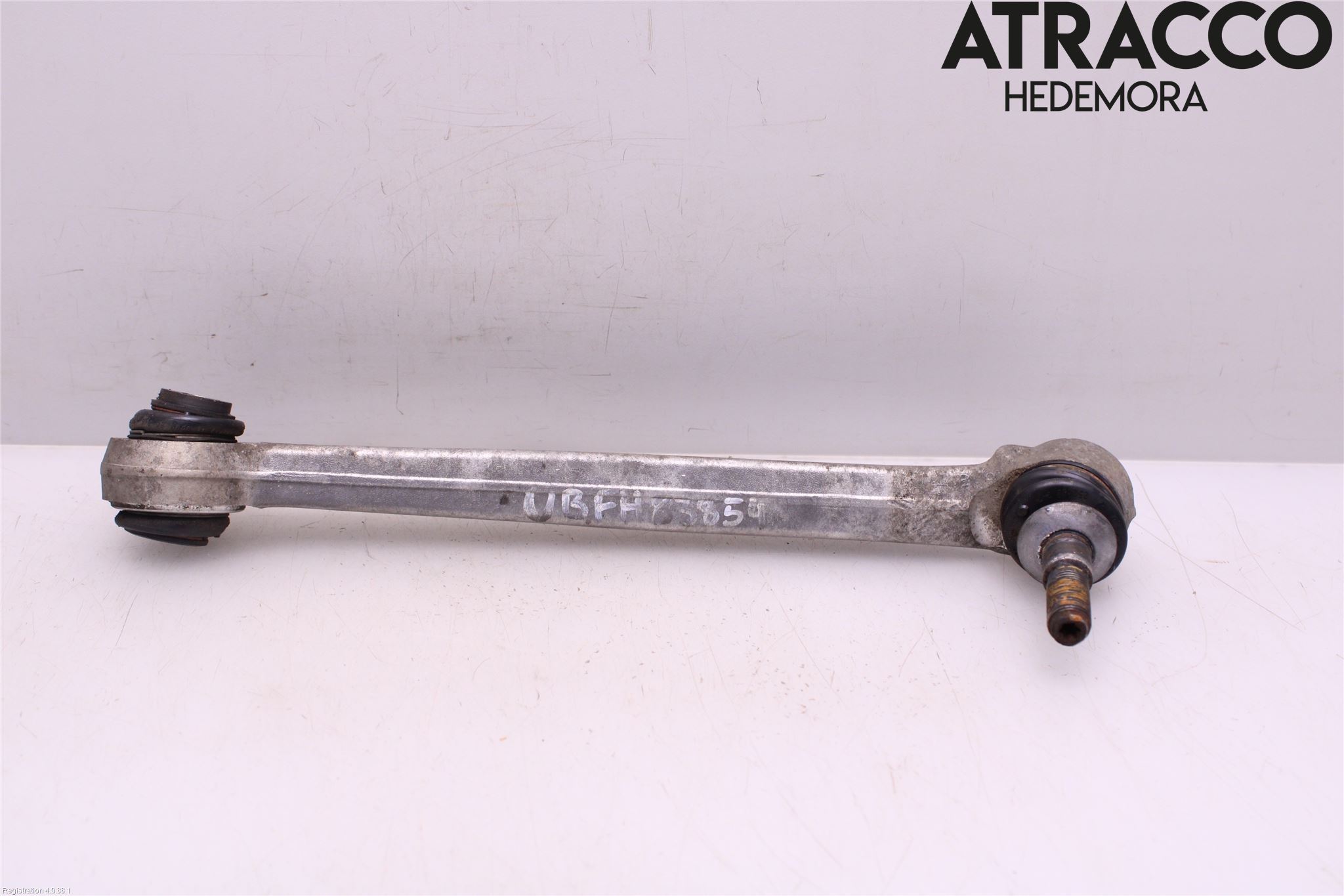BMW 4 F32/F33/F82/F83 13-20 Bärarm Fram Undre Hö