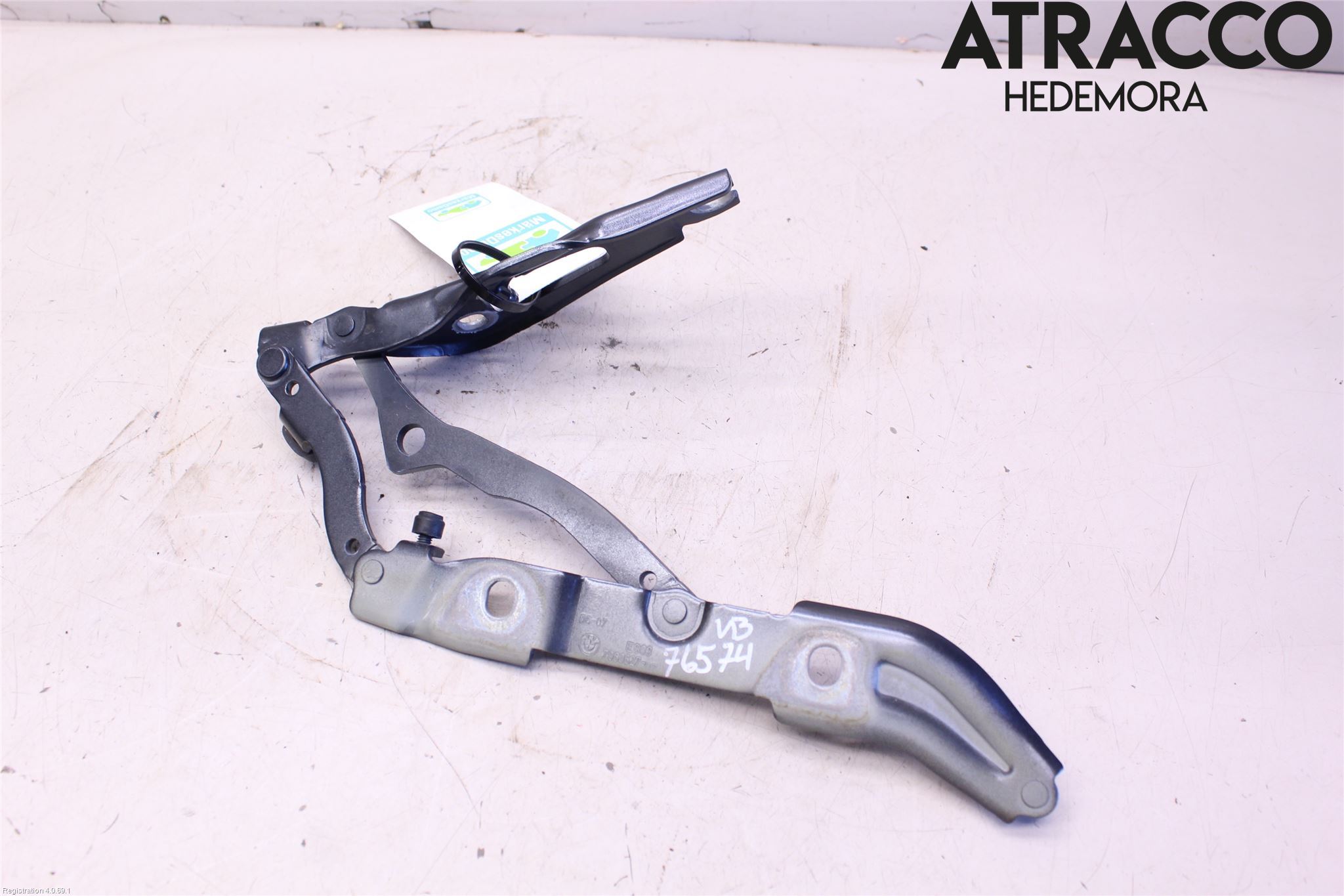 BMW 3 E92/93 Coupé/Cab 05-14 Bakluckegångjärn Vä