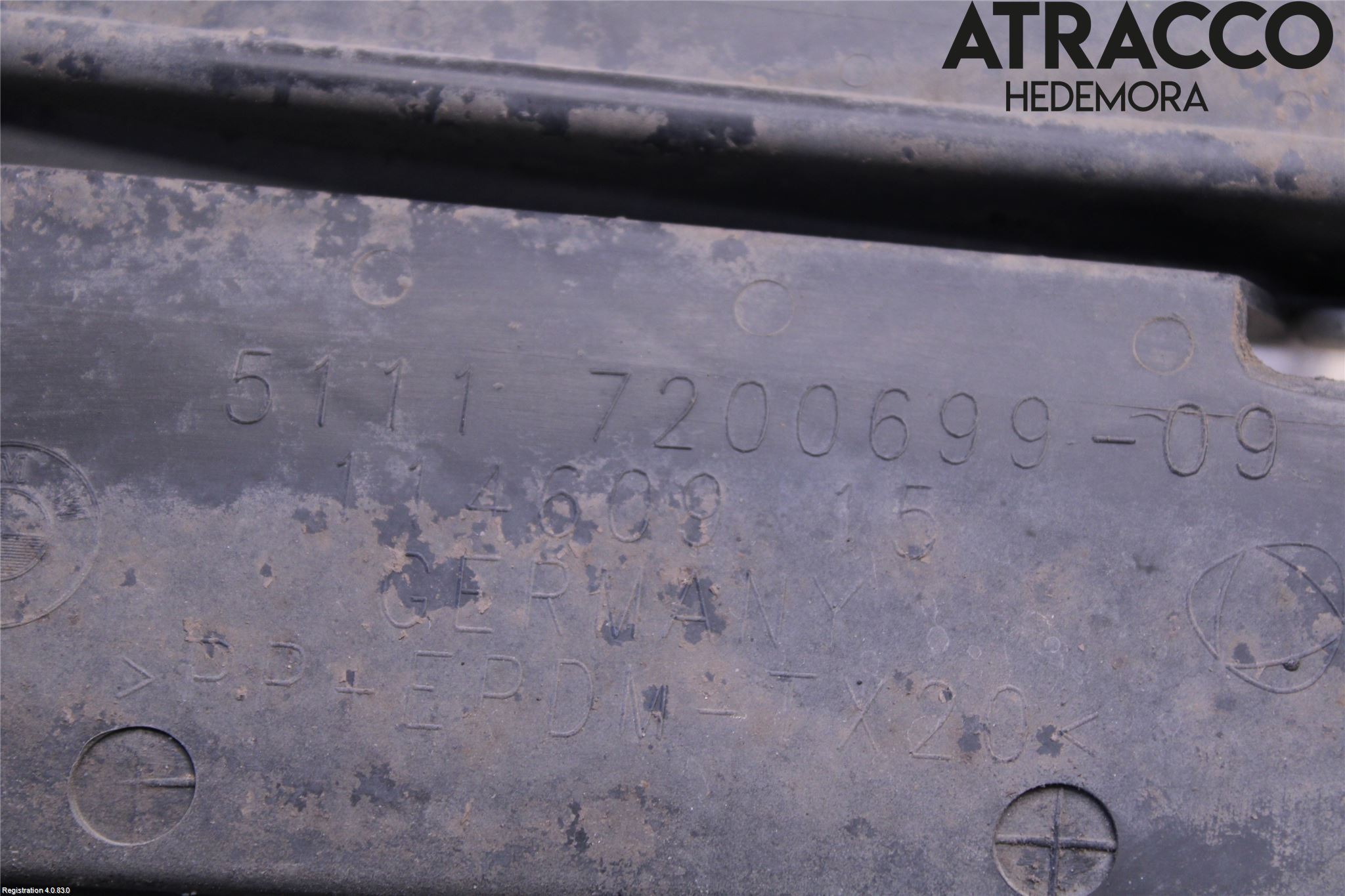 BMW 5 F10/F11/F18 09-17 Dimljussarg Fram