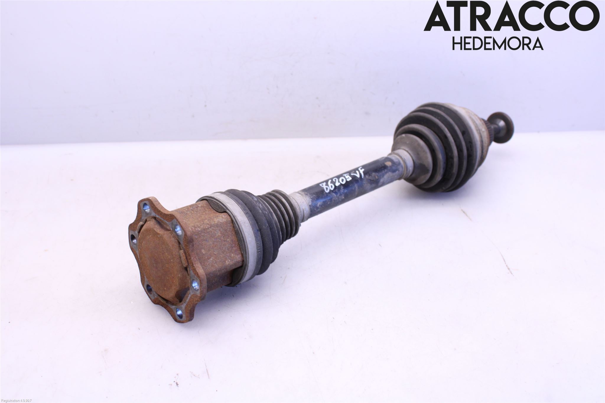 Audi A4/S4 08-11 Drivaxel Fram Vänster
