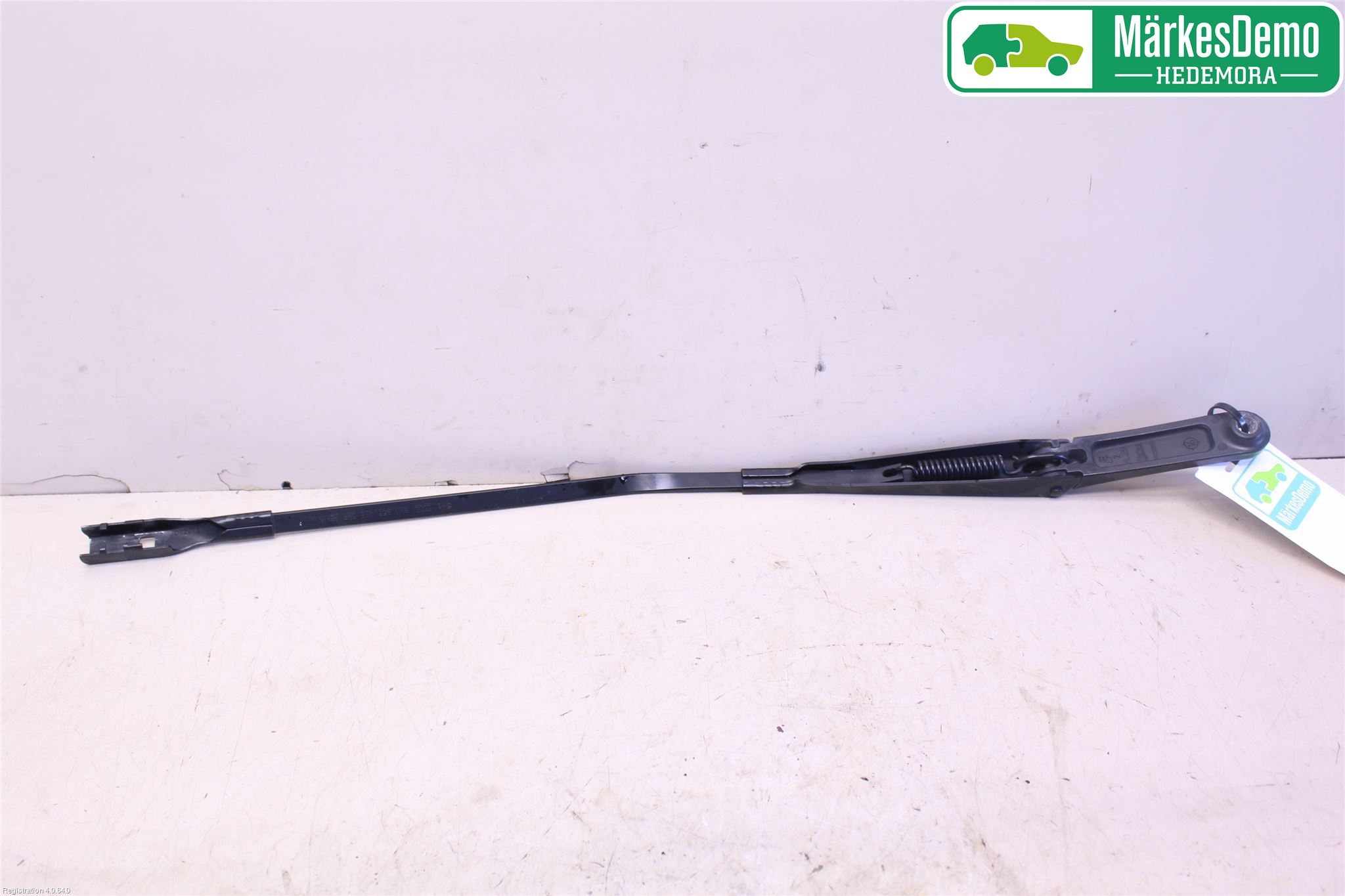 Audi A4/S4 B9 16-19 Torkararm Armar Vindruta