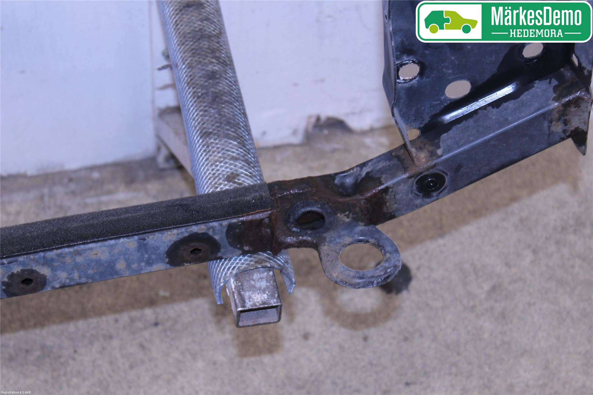 Nissan QASHQAI+2  10-14 Frontplåt