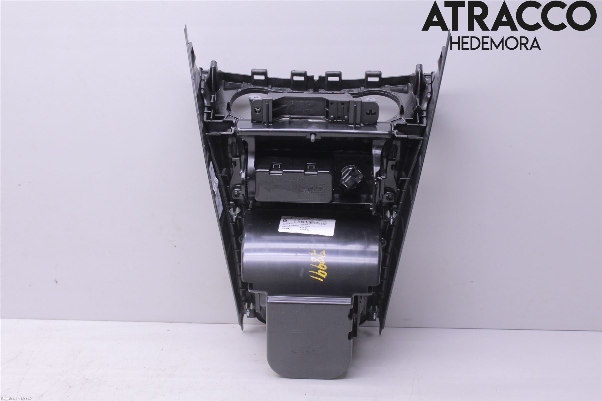 Mercedes-Benz MB CLA-KLASS (C117/X117) 13-19 Instrumentkonsoll Mitt