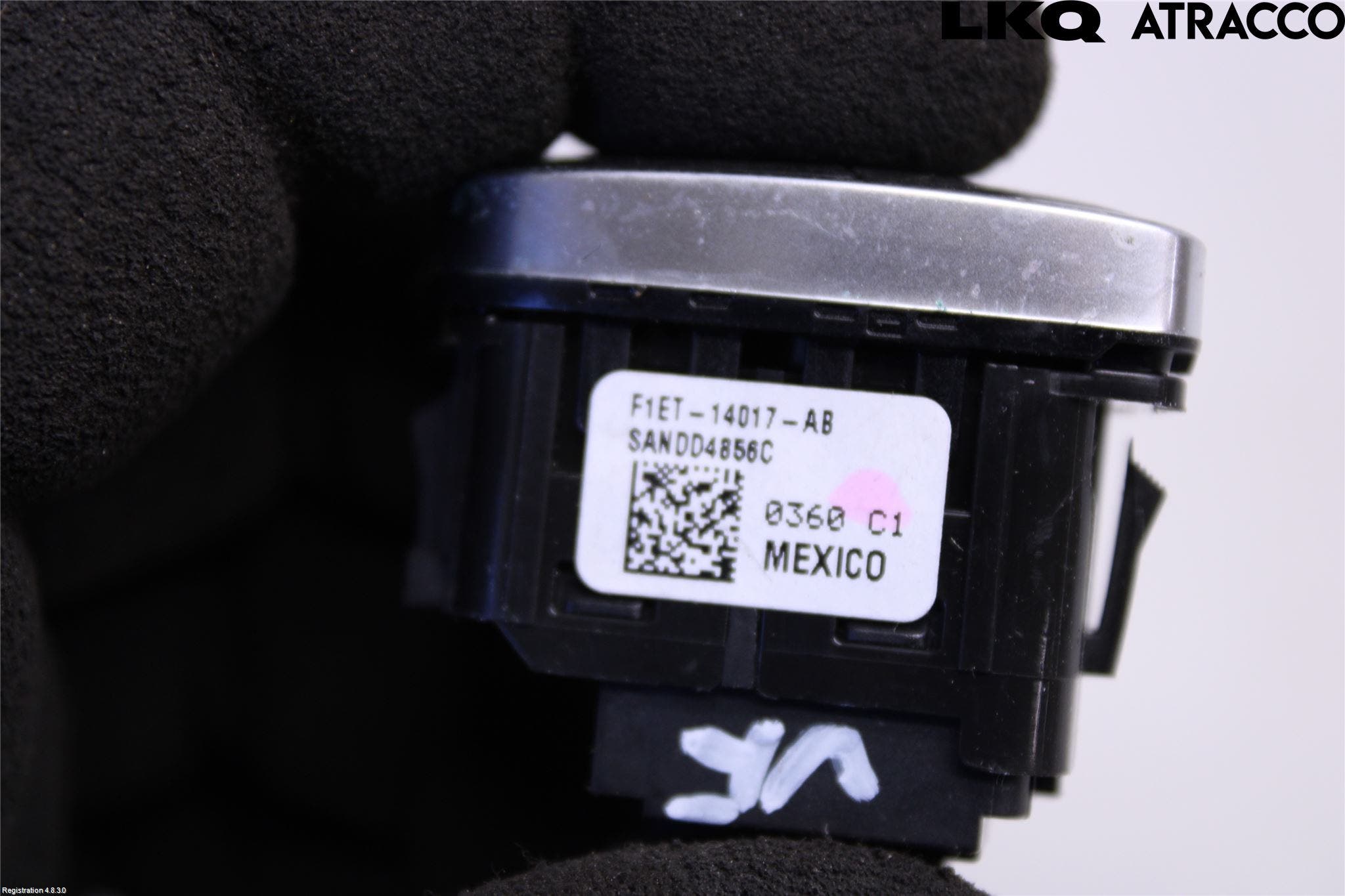 Ford TRANSIT/TOURNEO CONNECT 13-22 Strömställare Centrallås