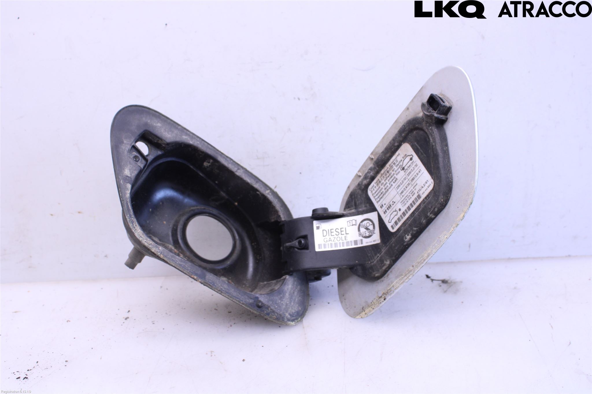 Volkswagen VW GOLF / E-GOLF VII 13-20 Tanklucka