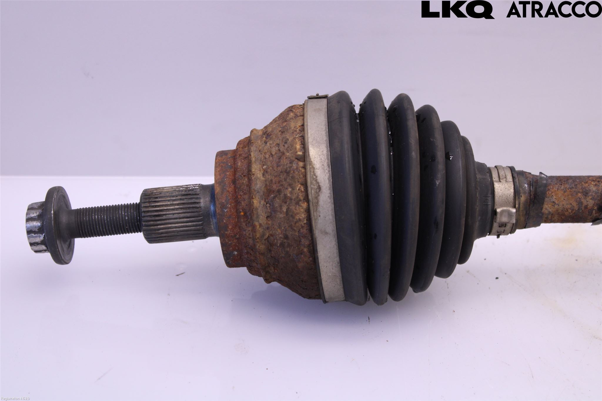 Volkswagen VW TIGUAN 16-24 Drivaxel Fram Höger